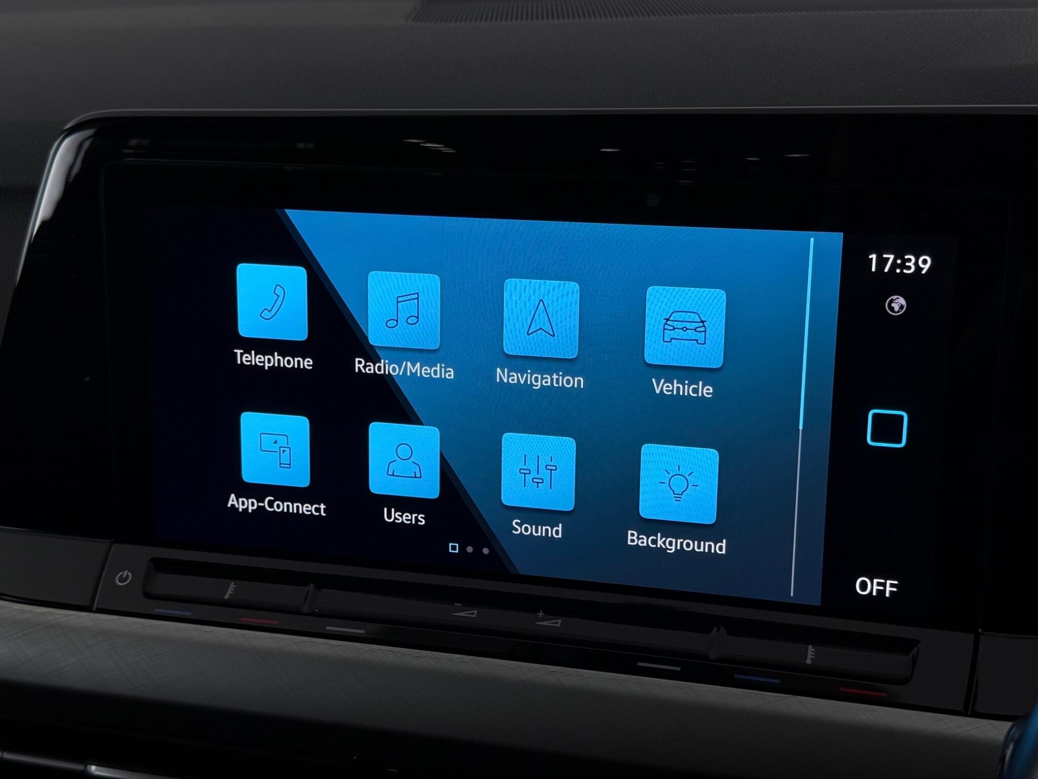 Volkswagen Golf view 14
