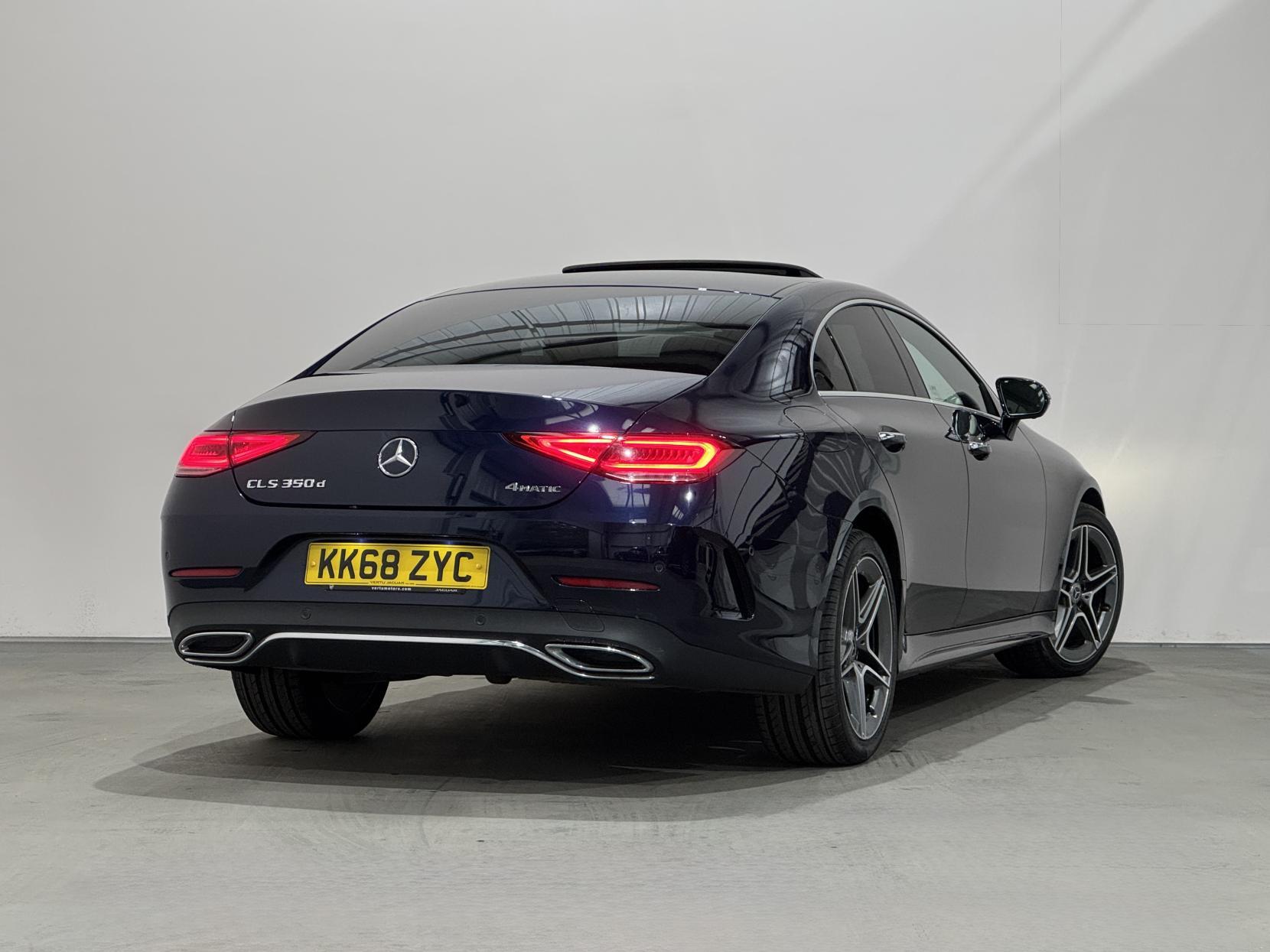 Mercedes-Benz CLS view 17