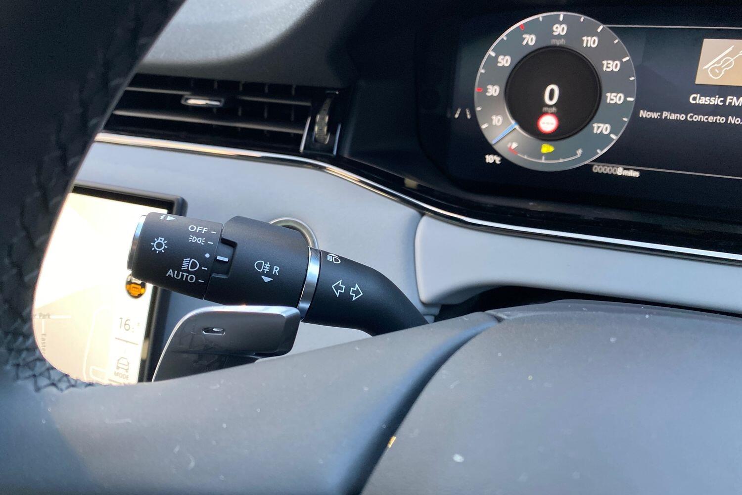 Land Rover Range Rover Evoque view 27