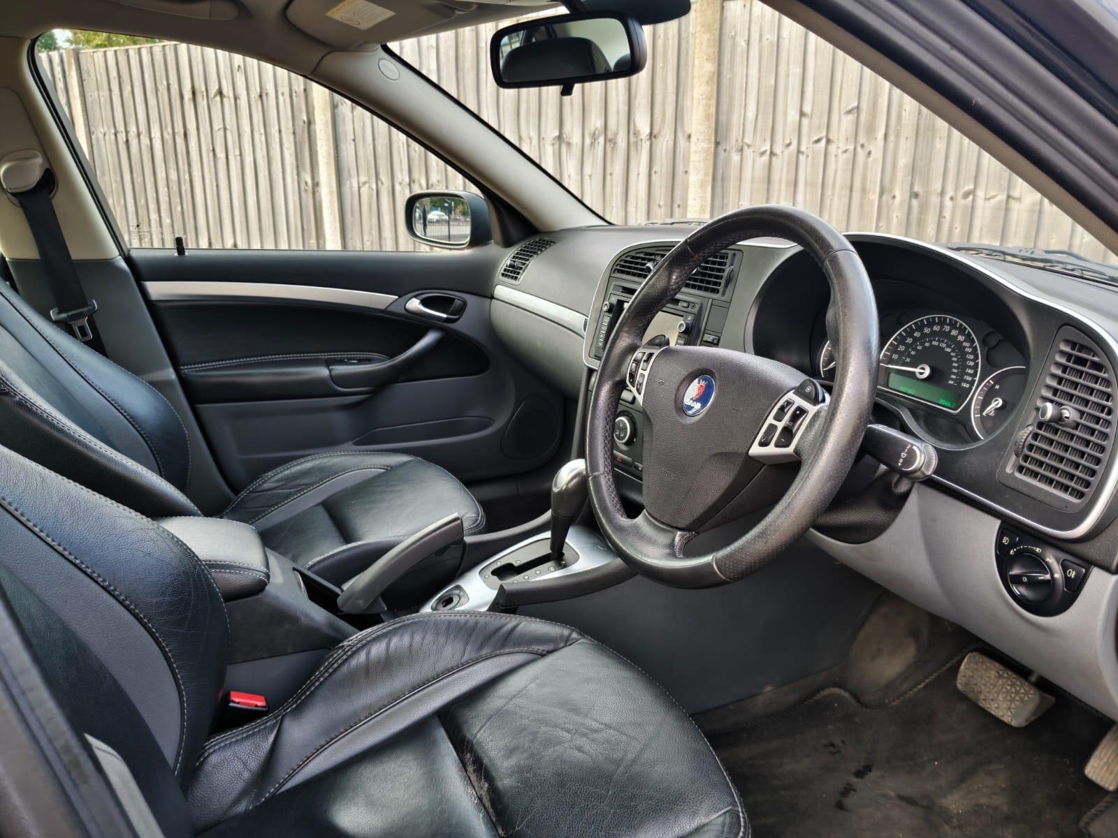 Saab 9-3 view 12