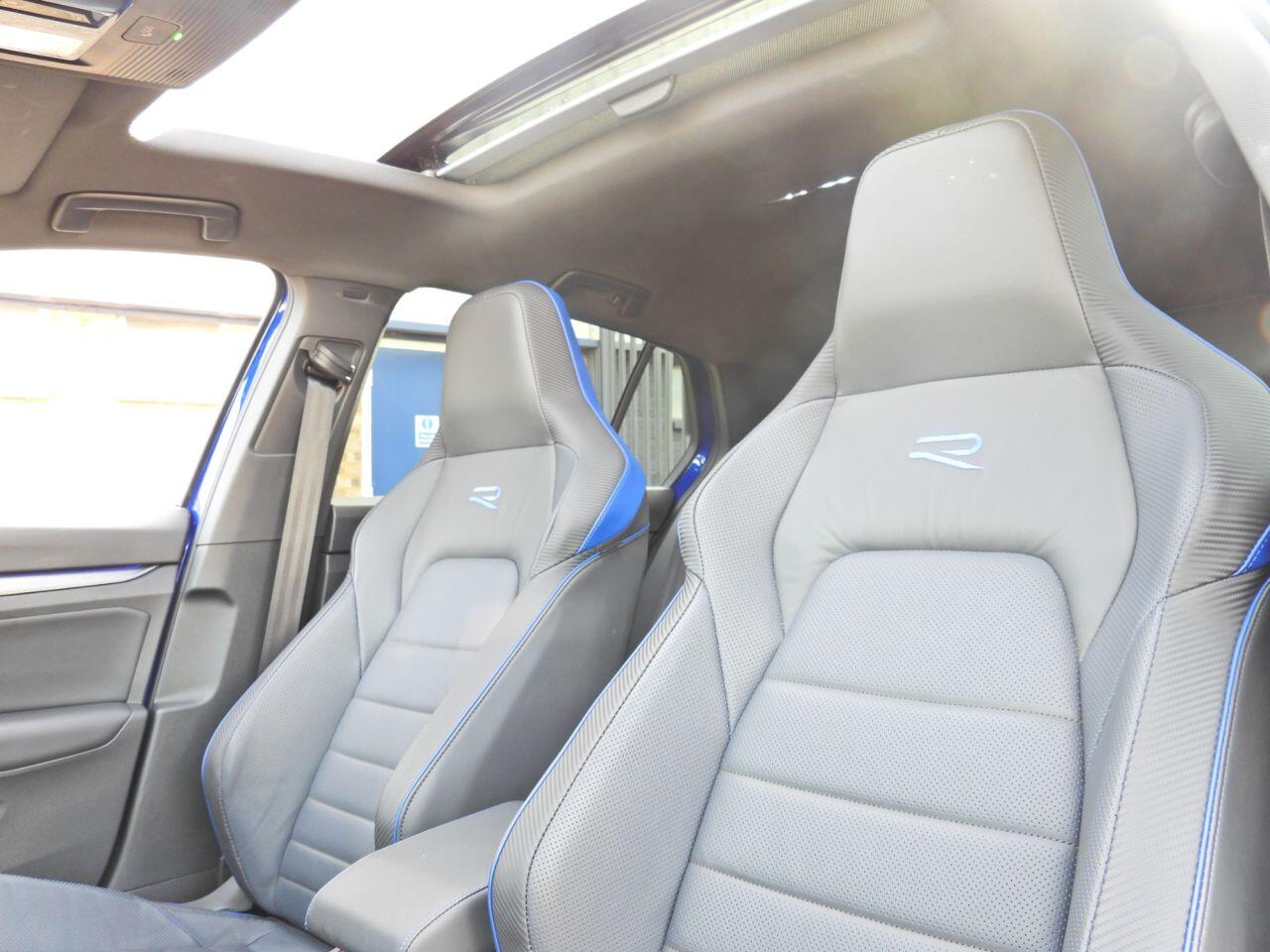 Volkswagen Golf view 25