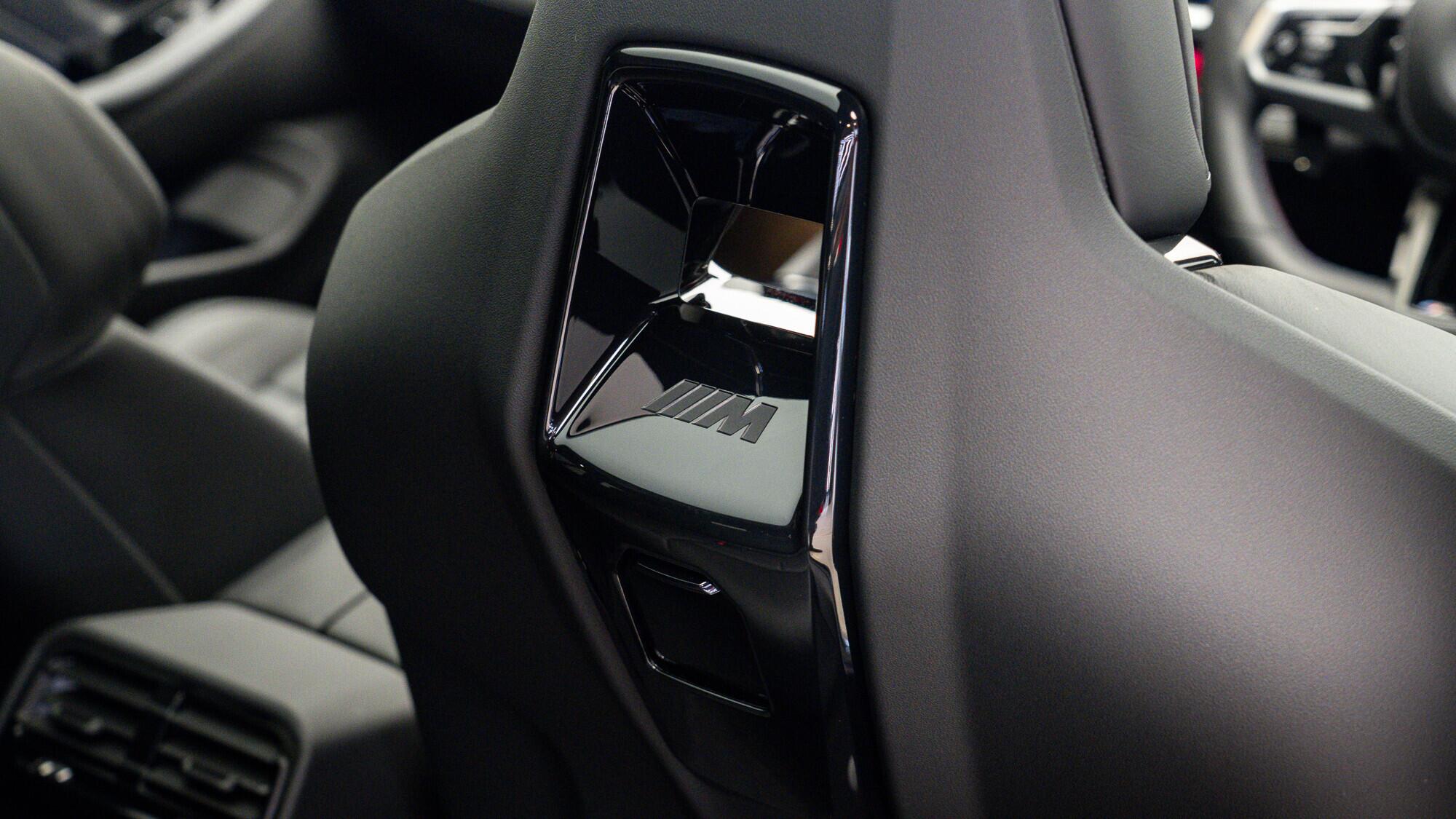 BMW M5 view 12
