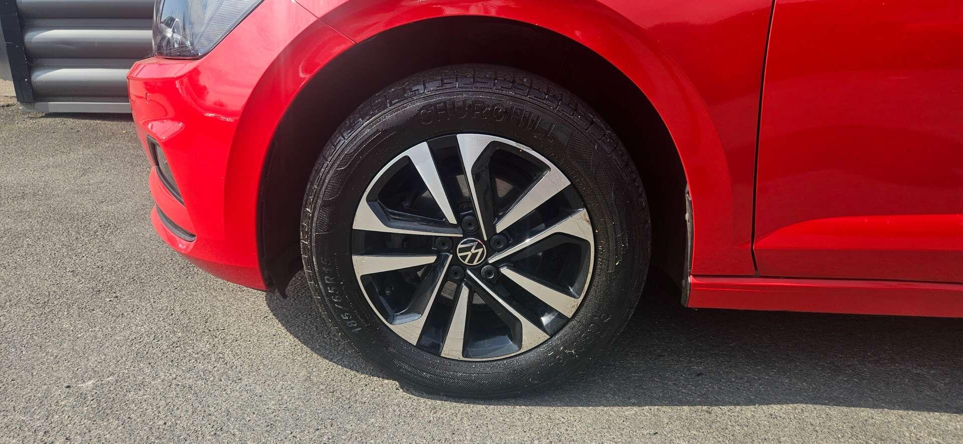 Volkswagen Polo view 9