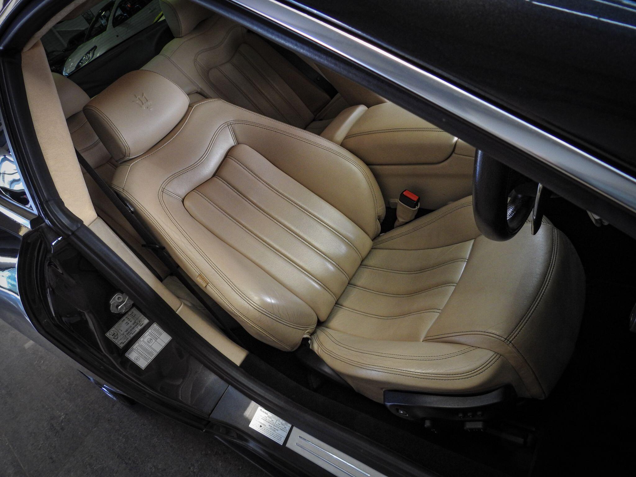 Maserati Granturismo view 34