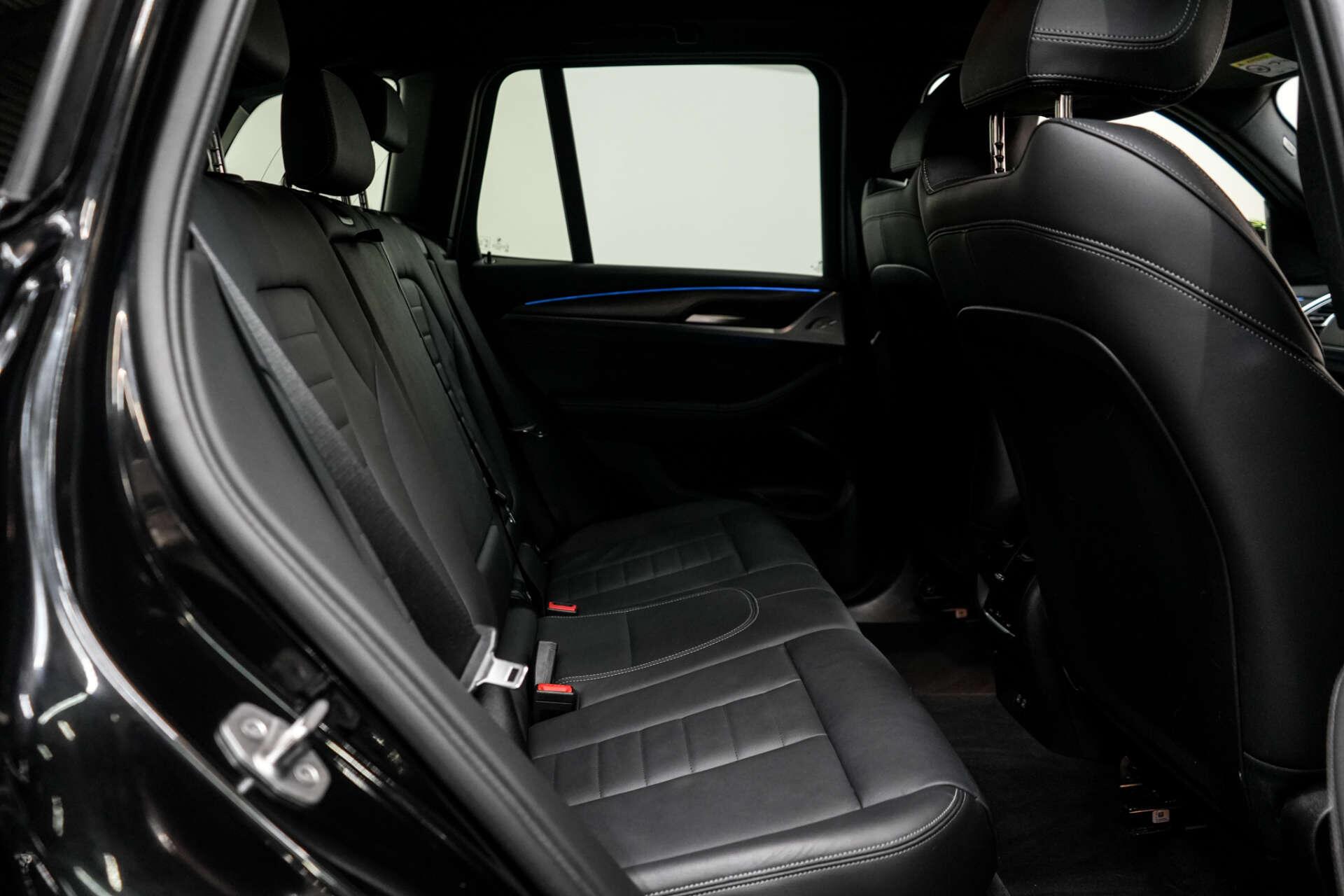 BMW X3 view 20