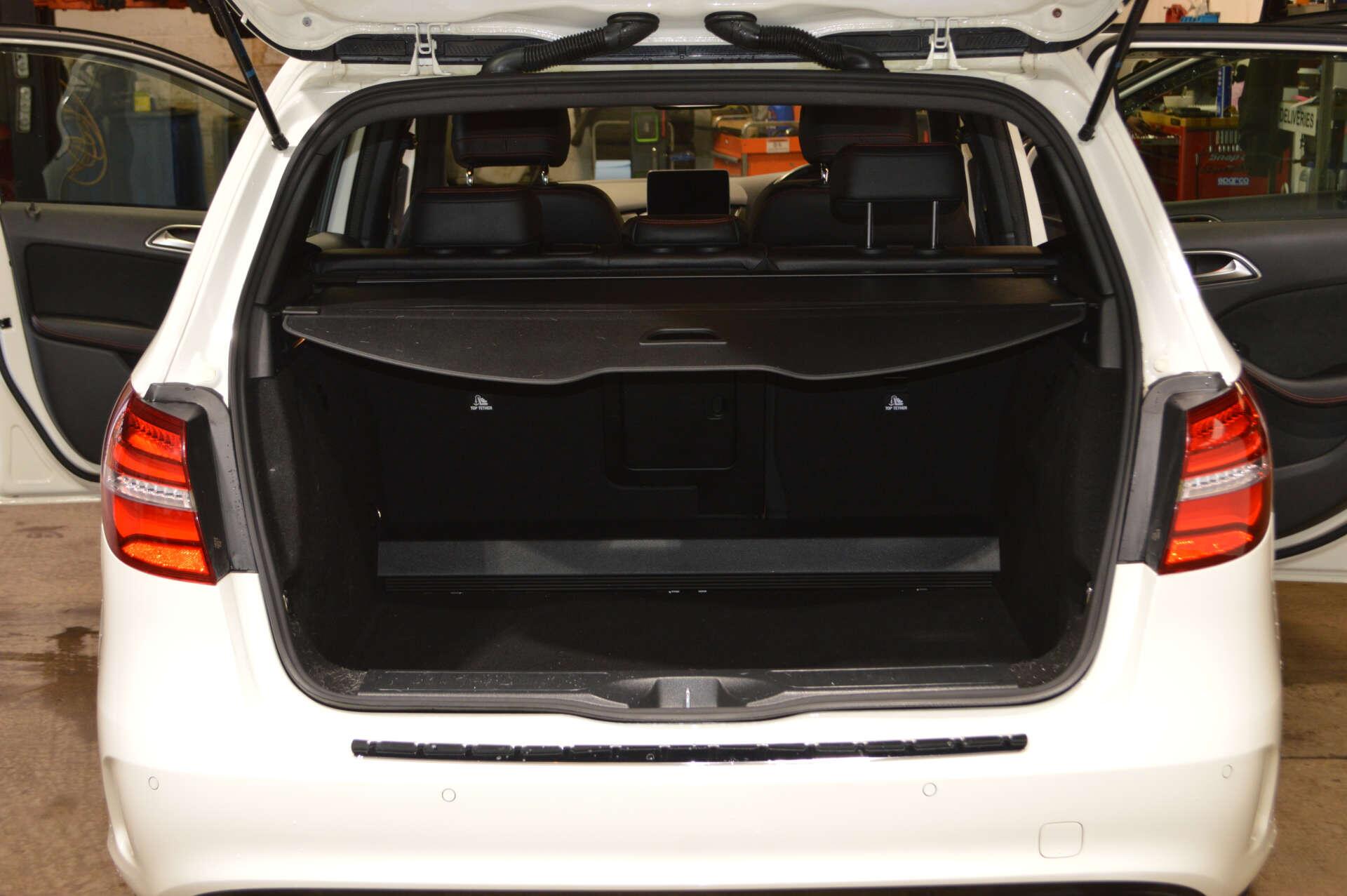 Mercedes-Benz B-Class view 26