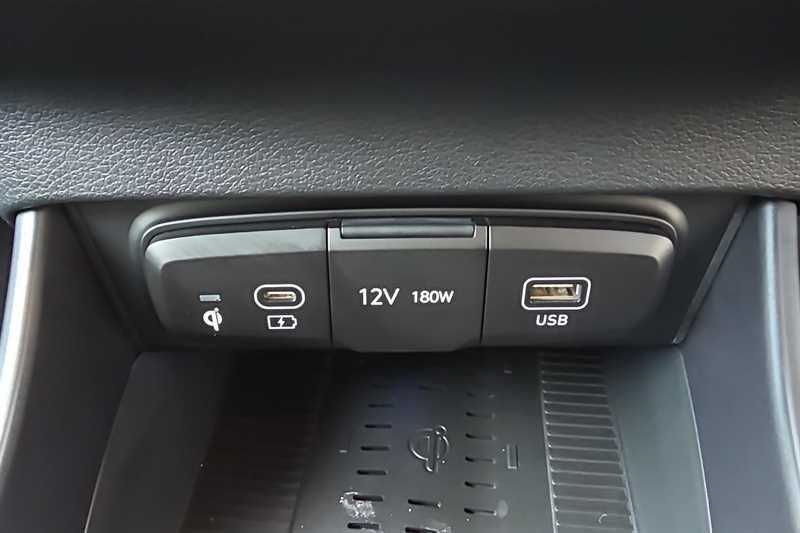 Hyundai Bayon view 35