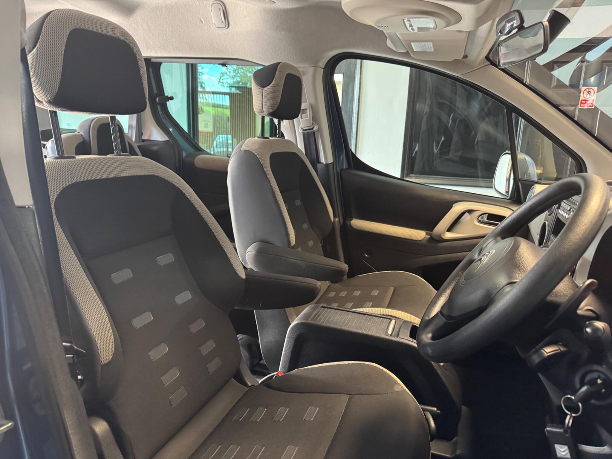 2014 Citroen Berlingo 1.6 e-HDi Airdream XTR Multispace MPV ETG6 Euro 5 (s/s) 5dr • 41,000 miles image 25