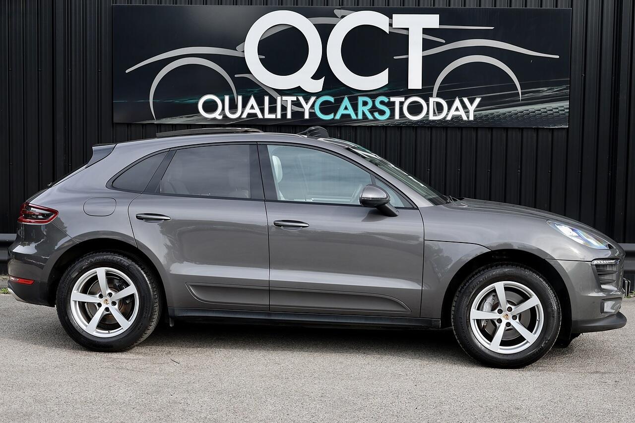 Porsche Macan view 6