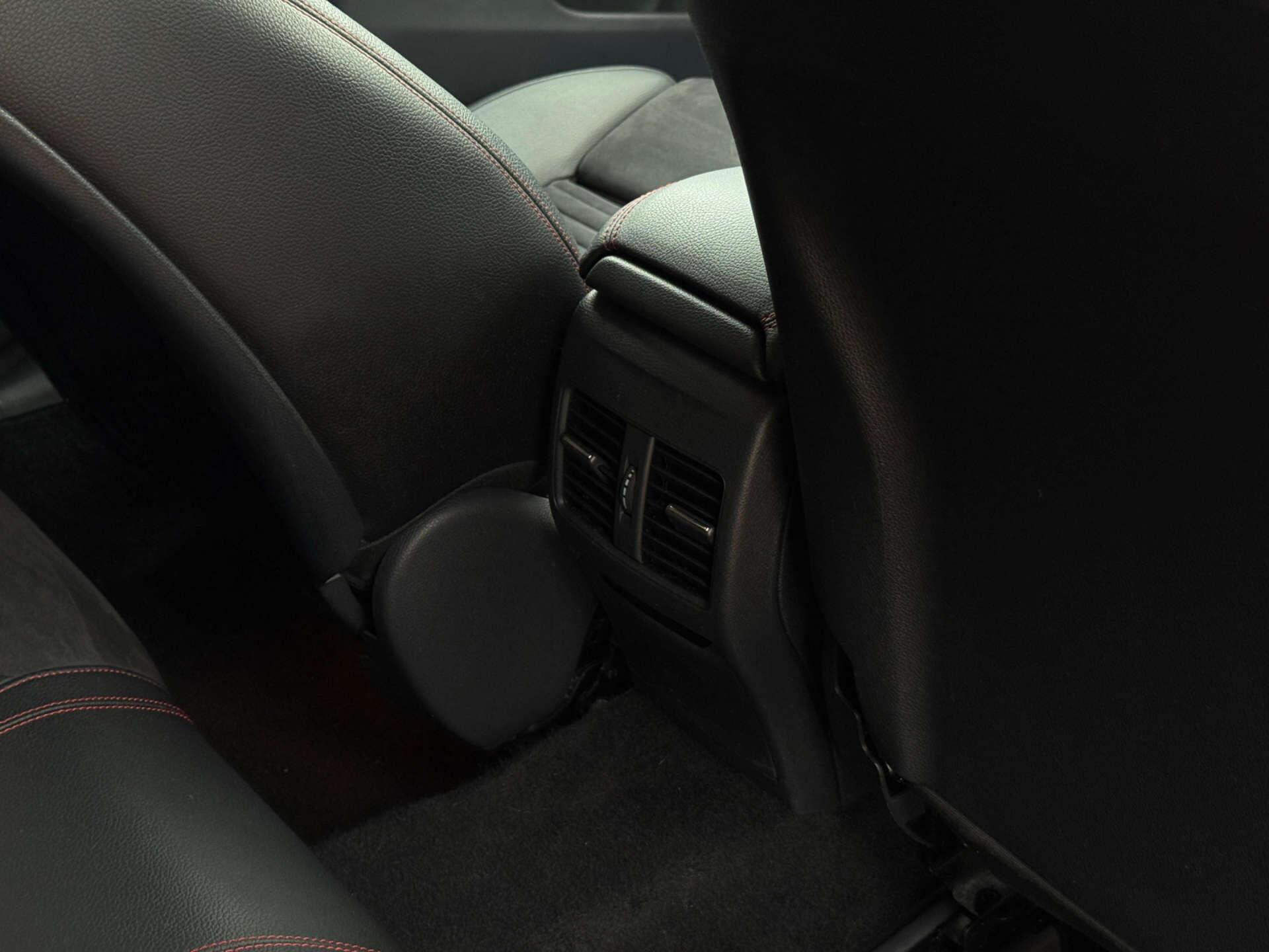 Mercedes-Benz Cla view 30