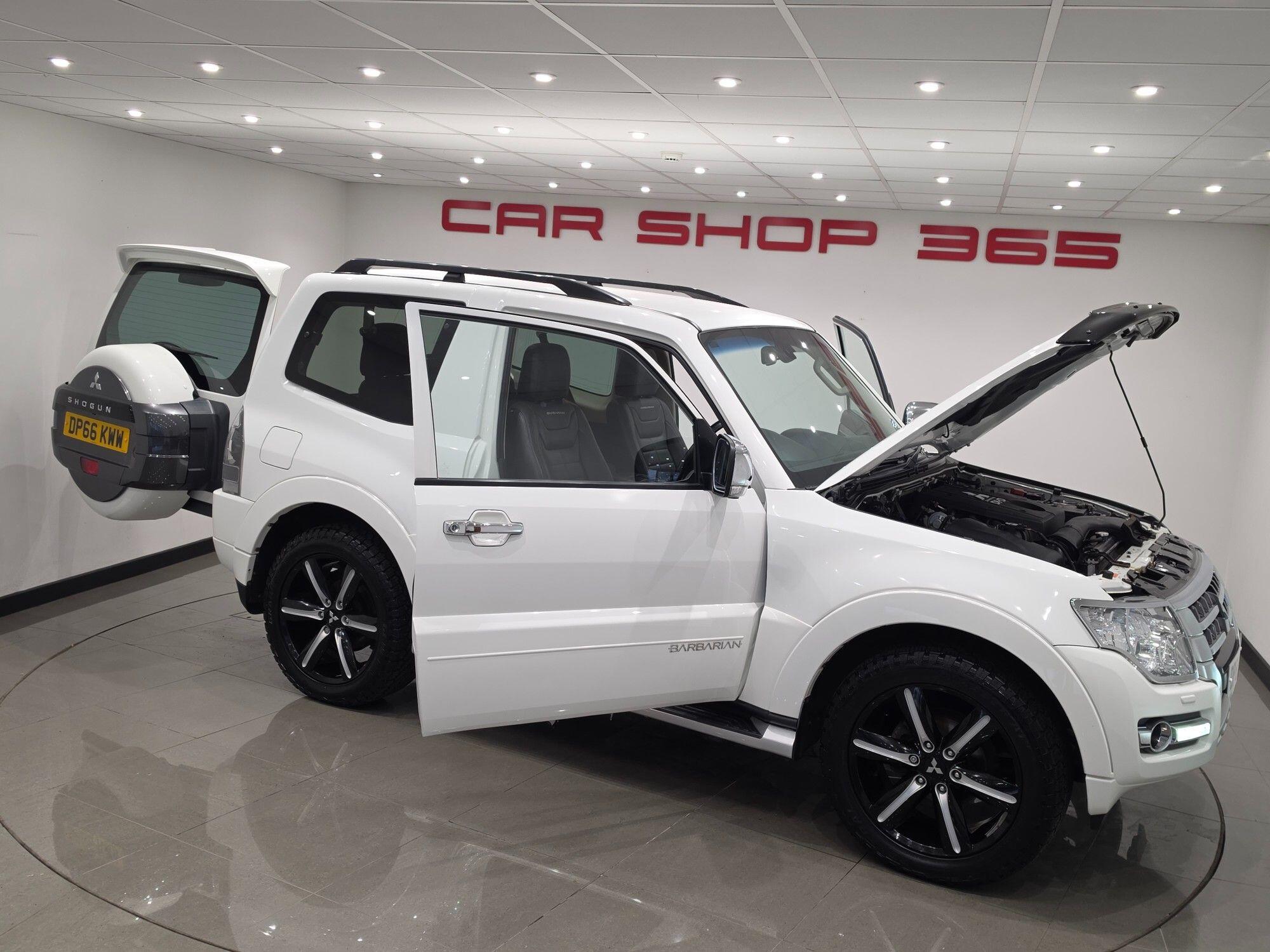 Mitsubishi Shogun view 37