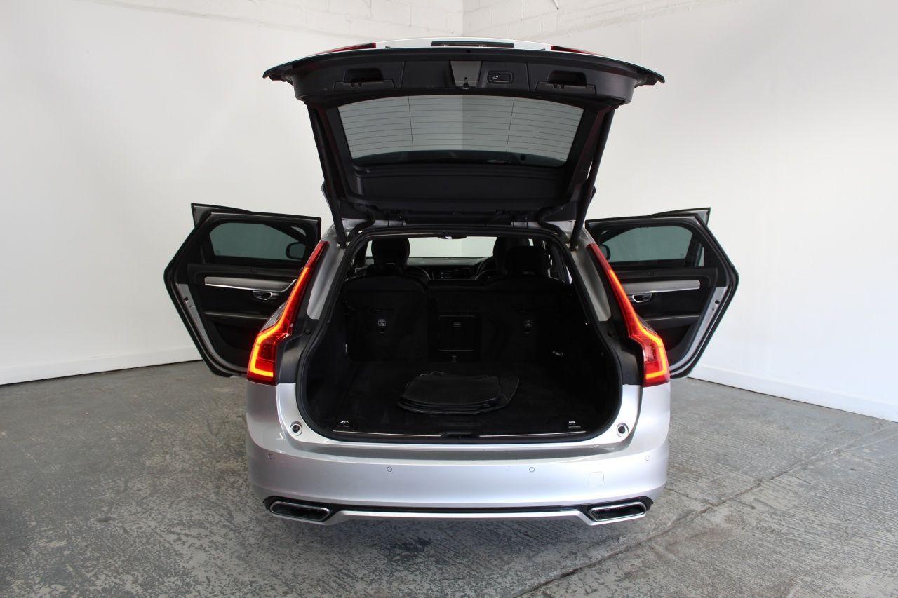 Volvo V90 view 23