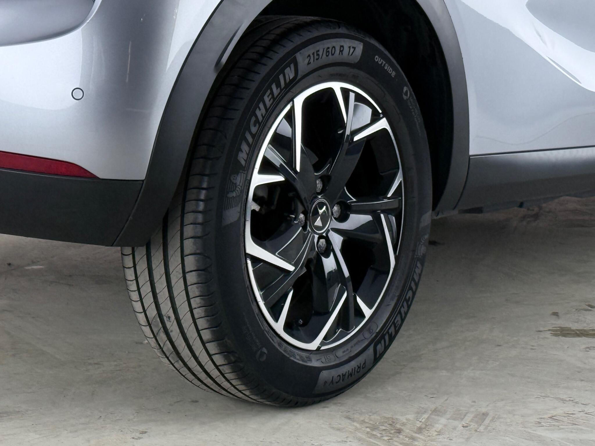 DS Automobiles DS 3 Crossback view 15