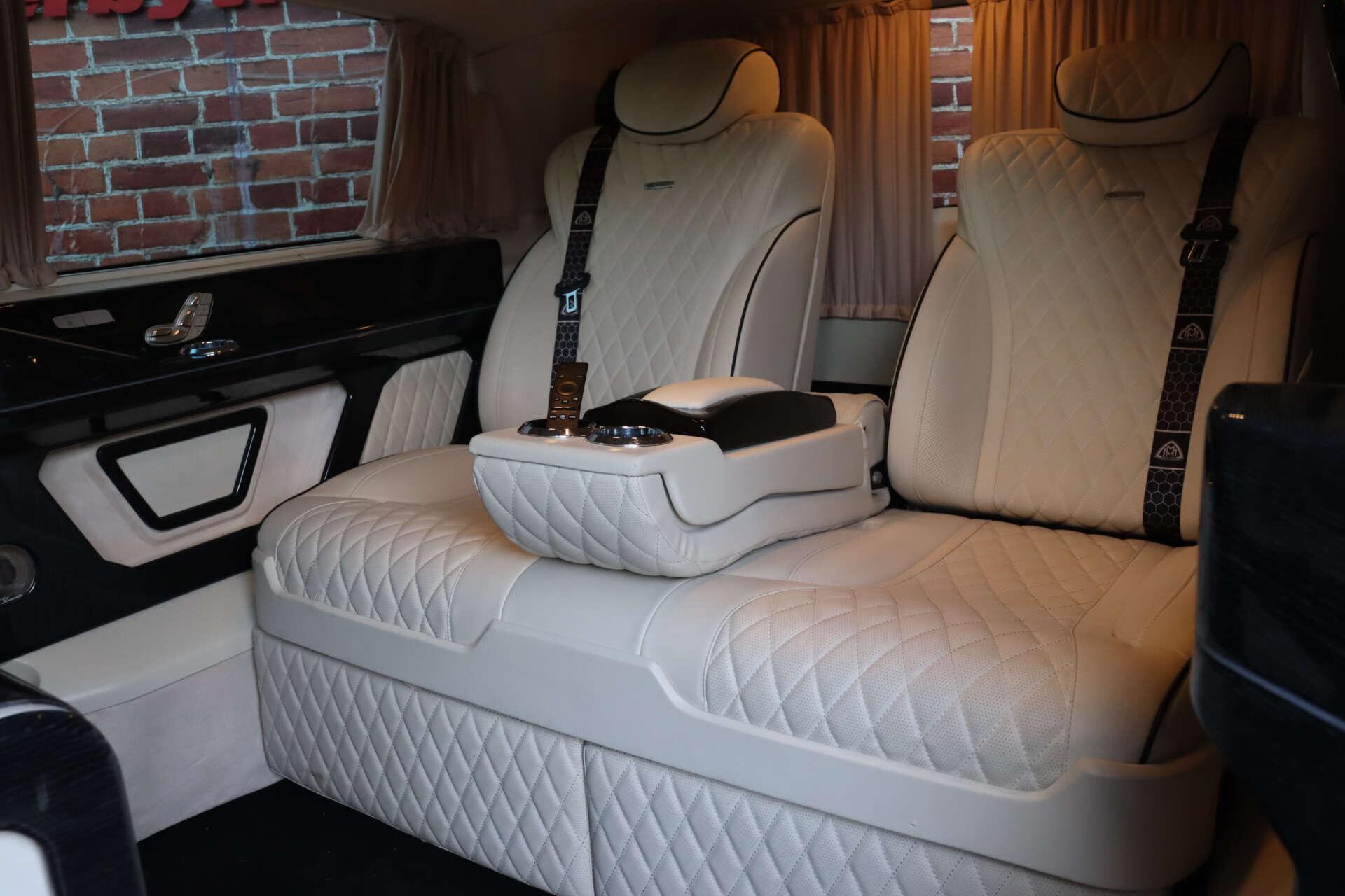 Mercedes-Benz Vito view 3