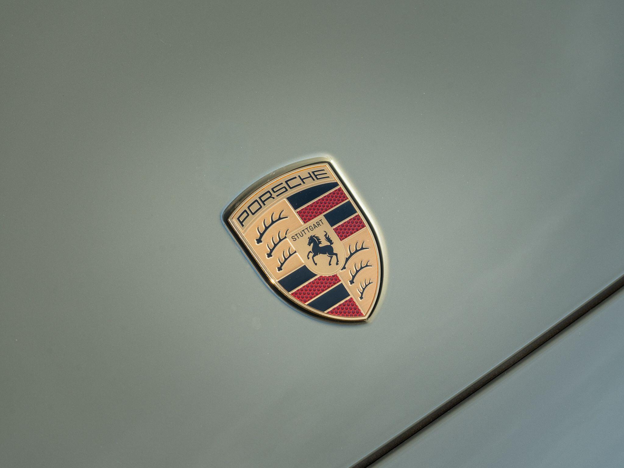 Porsche Cayenne view 7