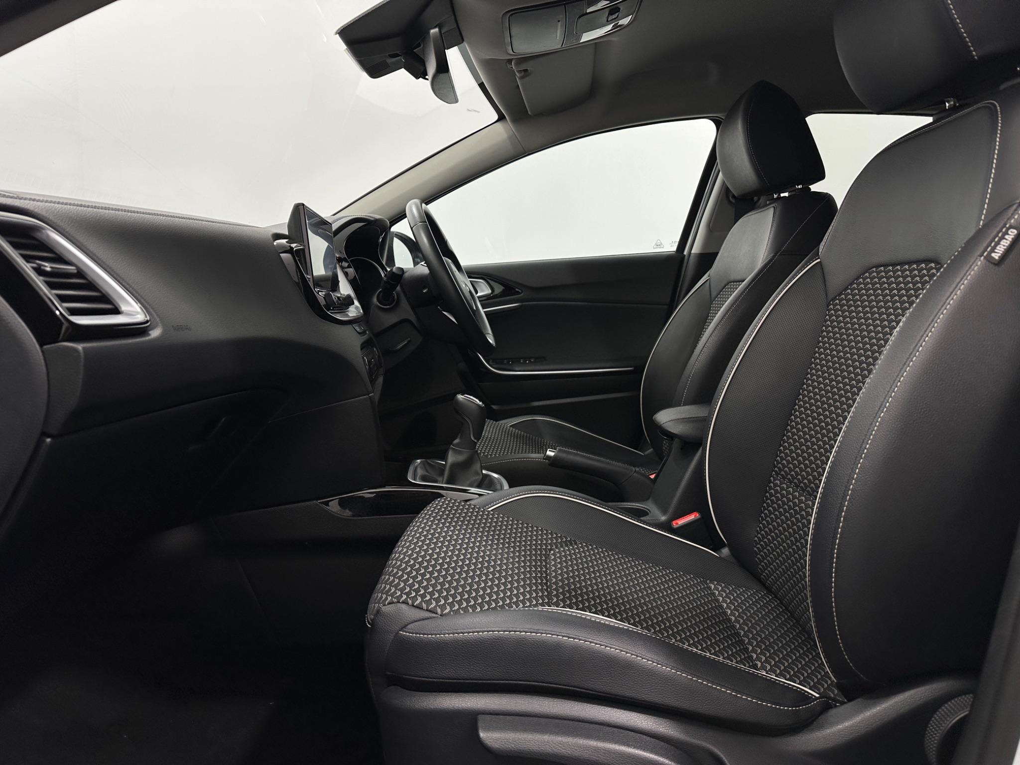 Kia Ceed view 33