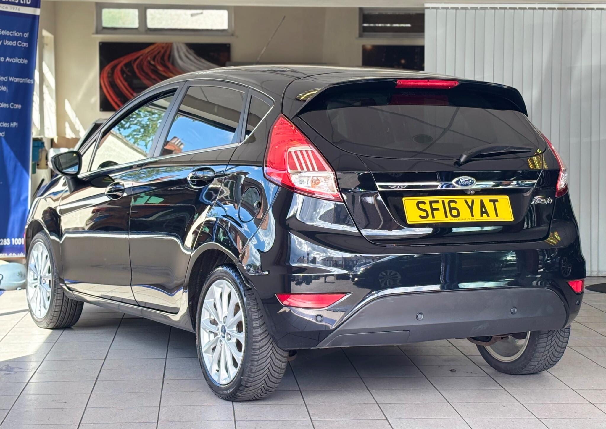 Ford Fiesta view 4