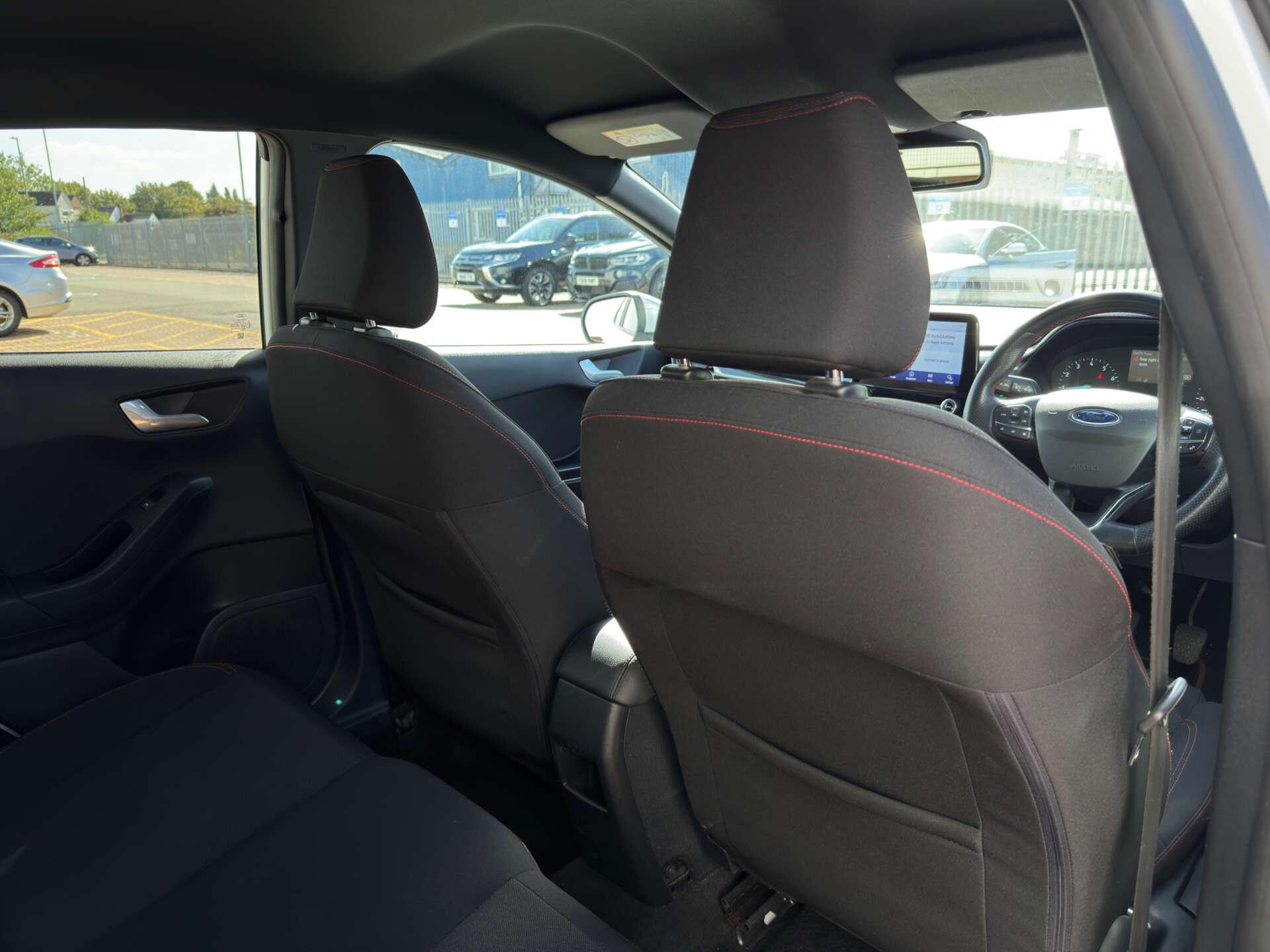 Ford Fiesta view 22