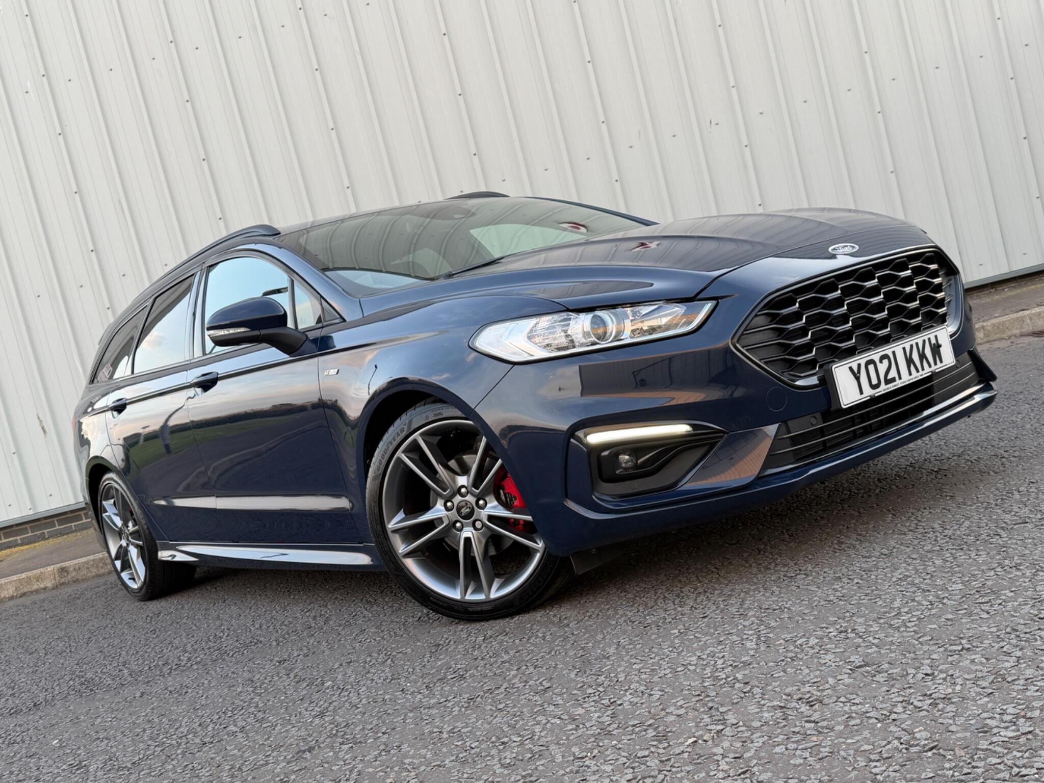 Ford Mondeo view 49
