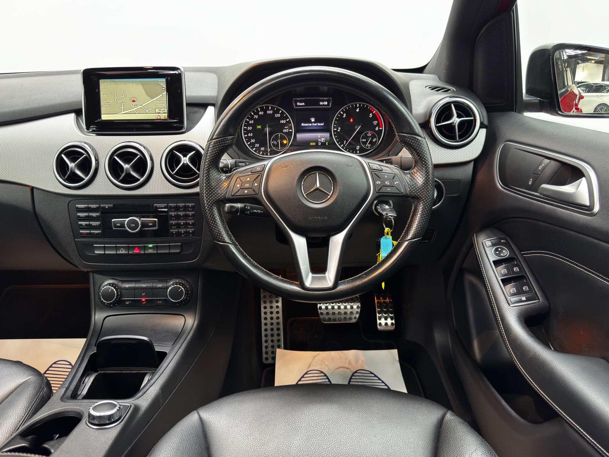 Mercedes-Benz B-Class view 30