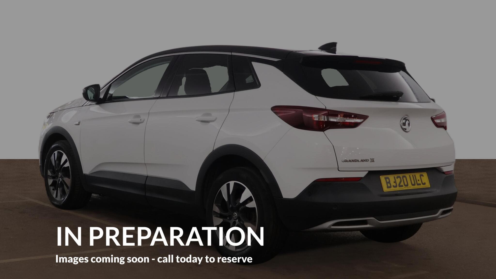 Vauxhall Grandland X view 3