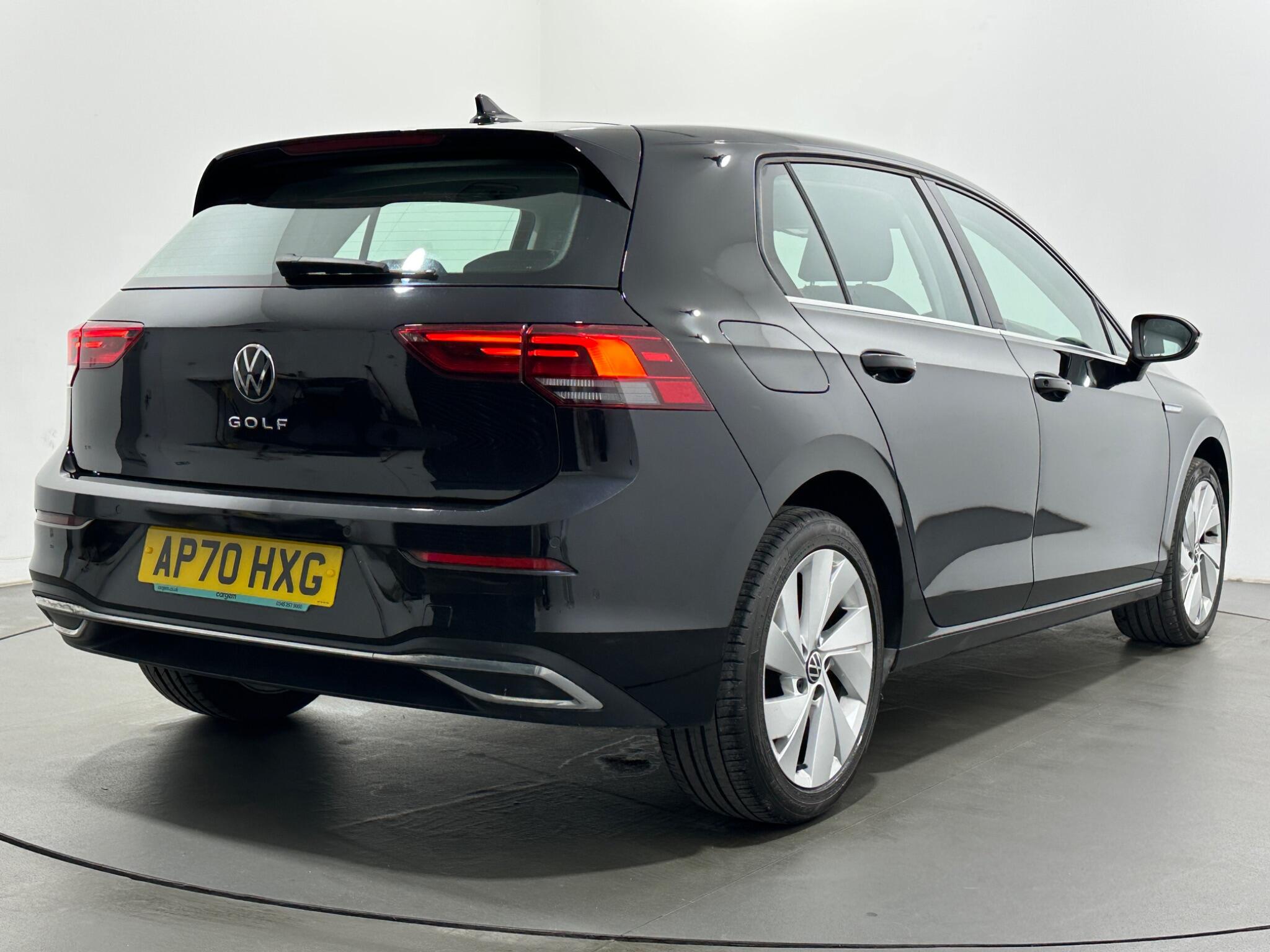 Volkswagen Golf view 48