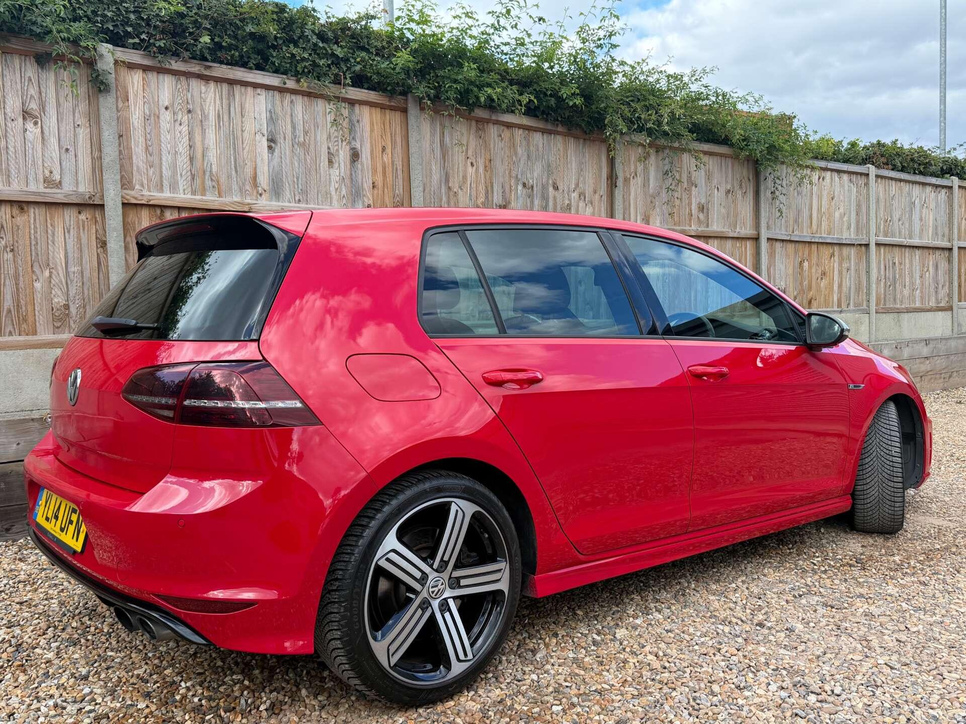 Volkswagen Golf view 13