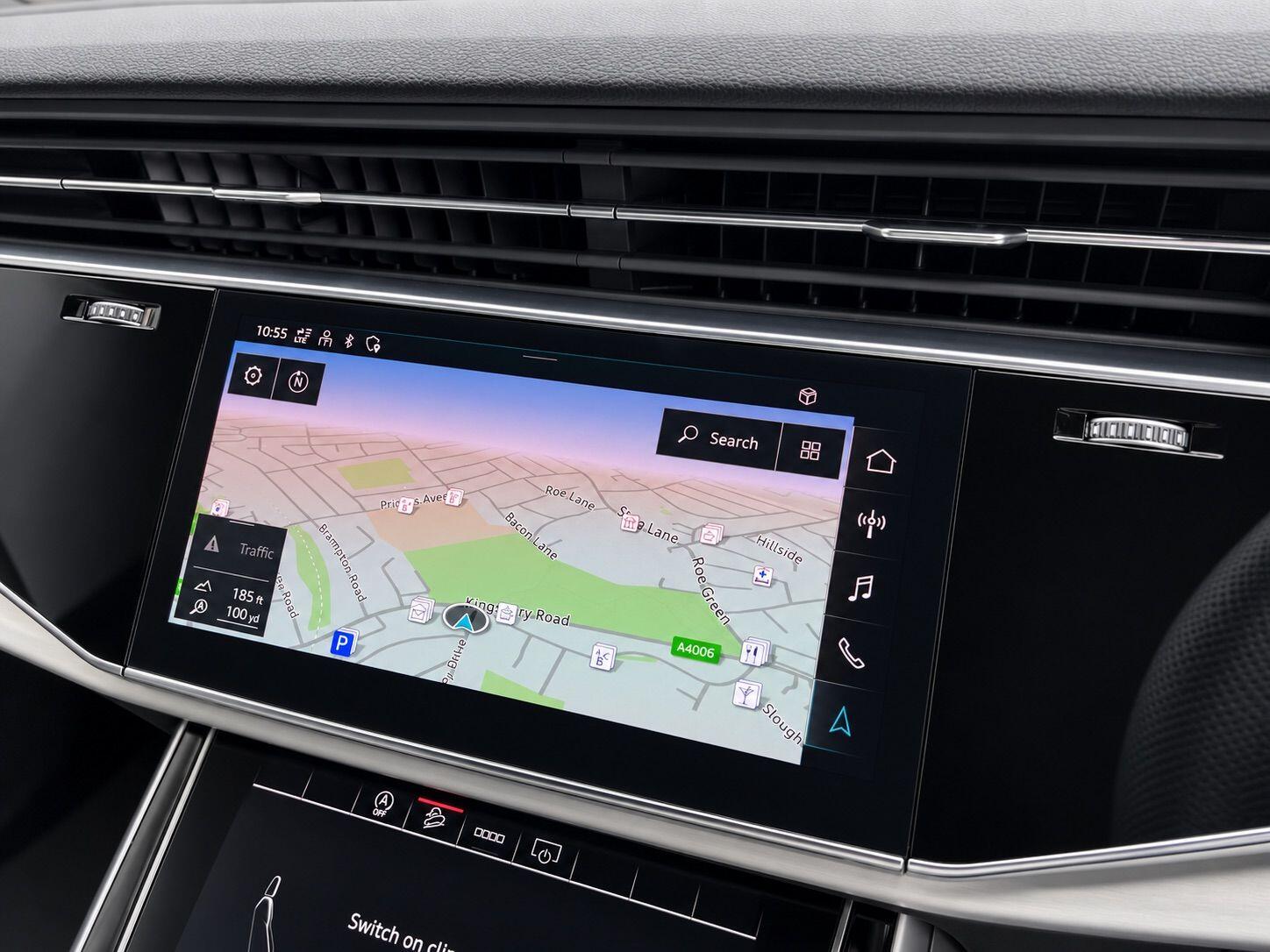 Audi Q7 view 21