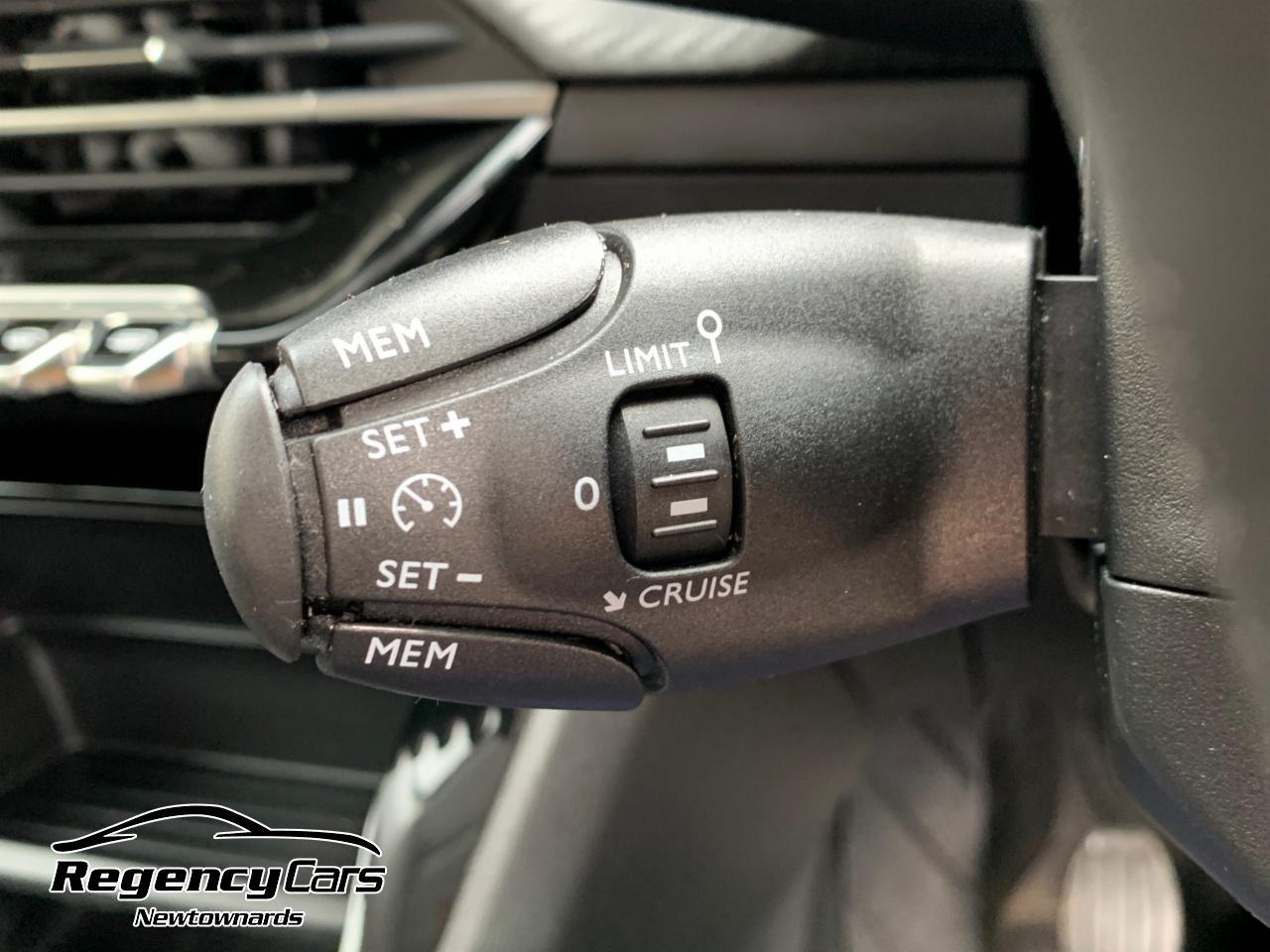 Peugeot 208 view 20