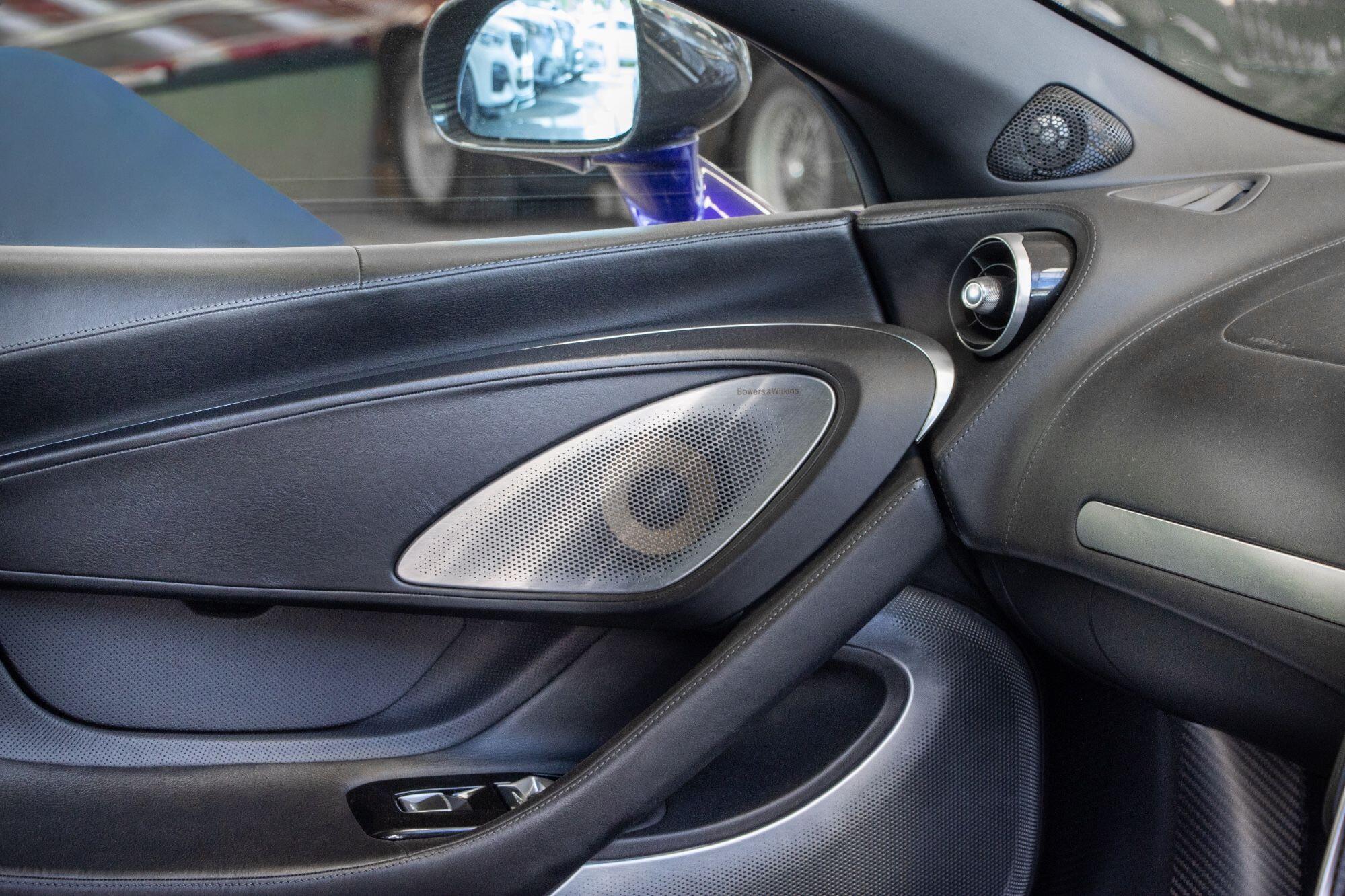 Mclaren GT view 48