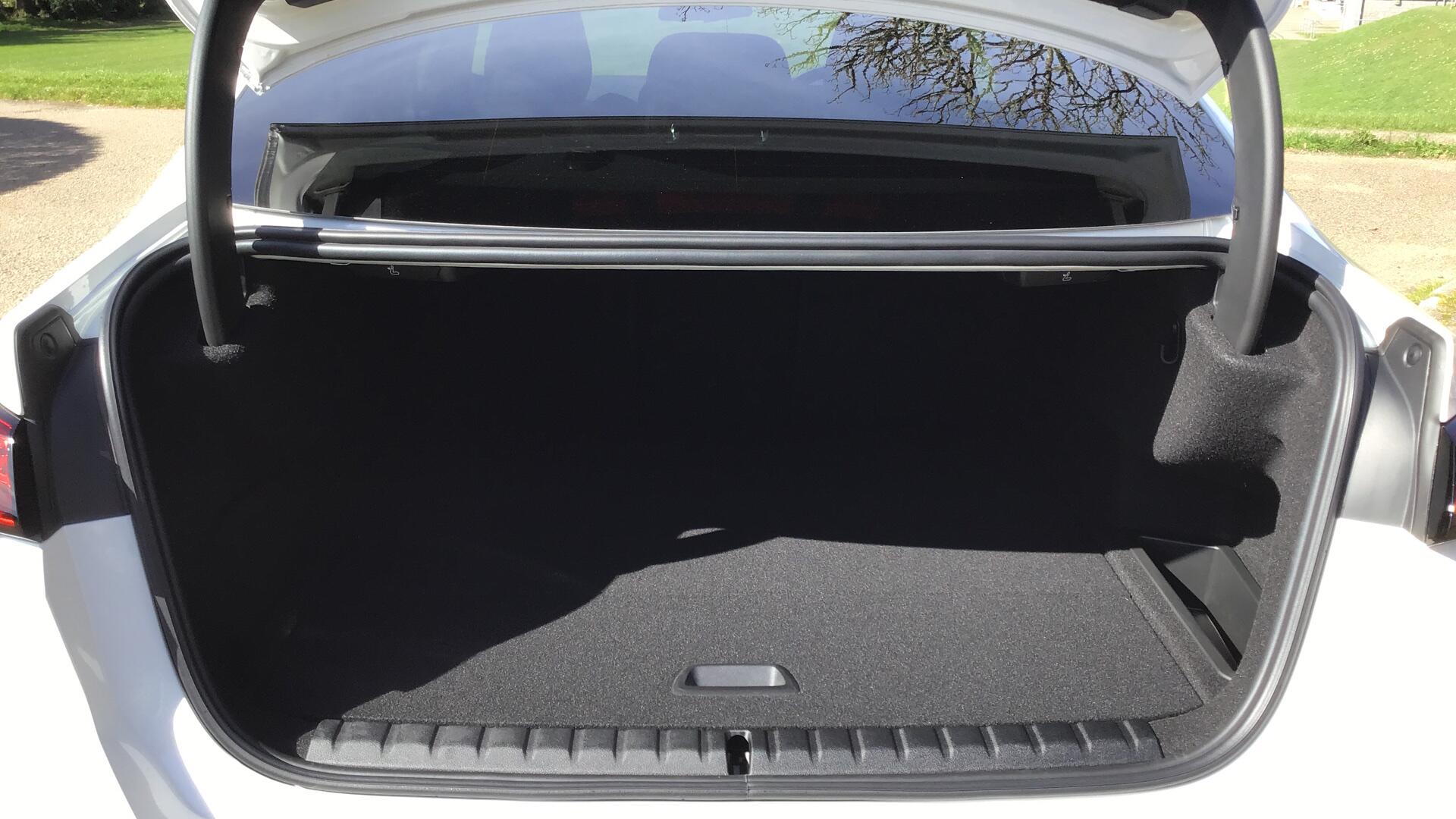 BMW 2 Series view 13