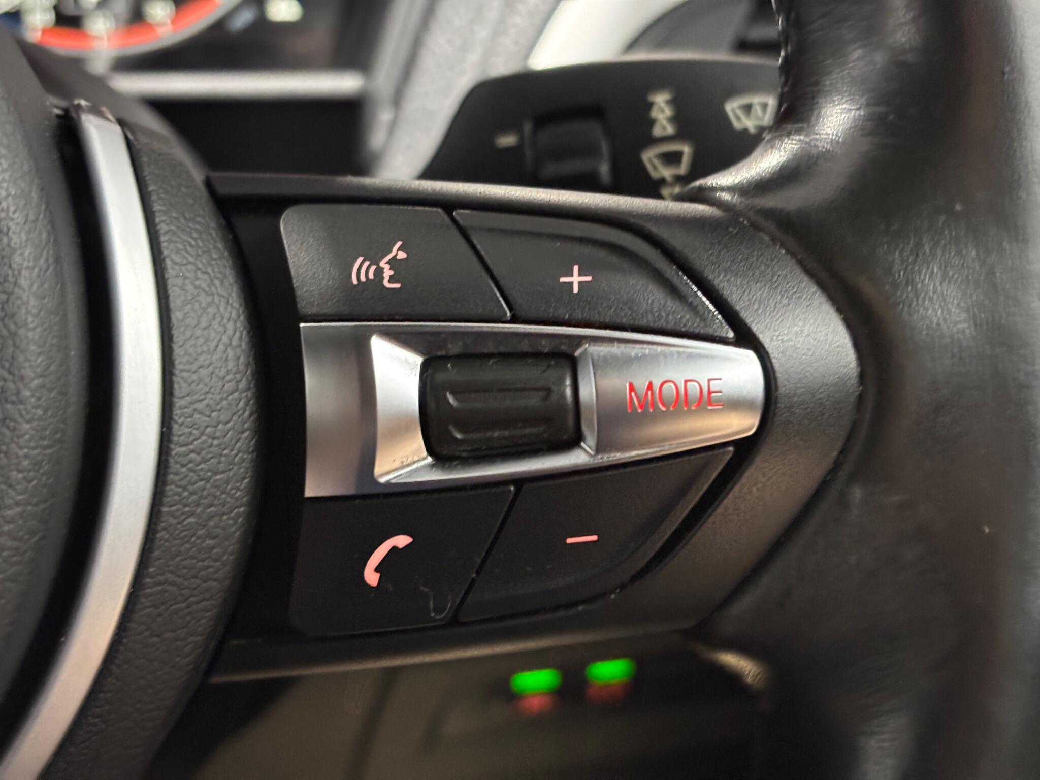 BMW 1 Series view 35