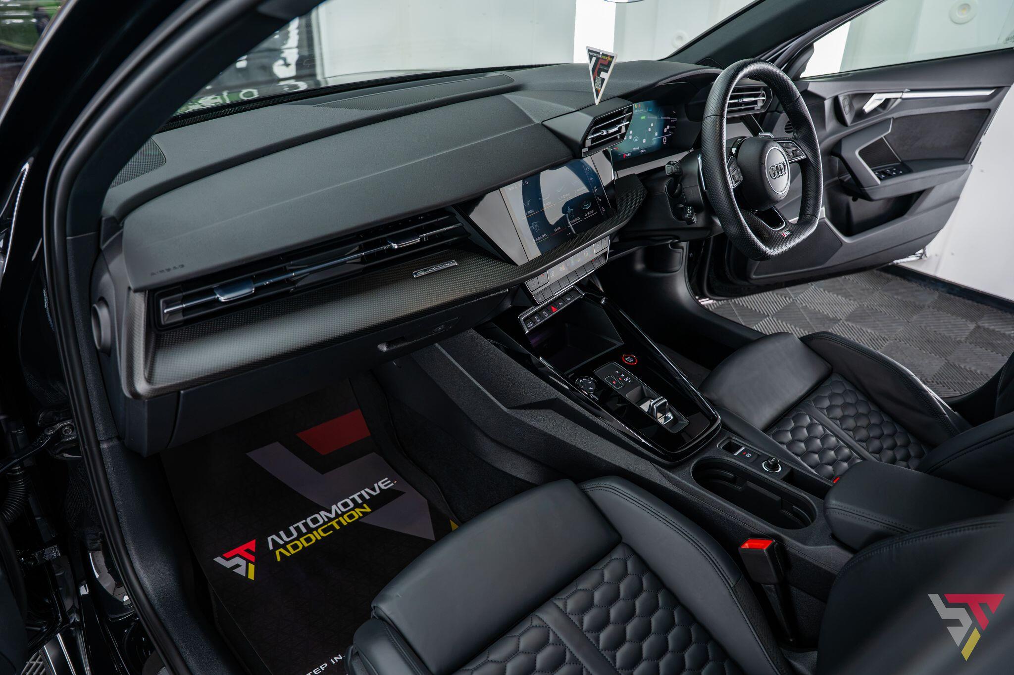 Audi RS3 view 45