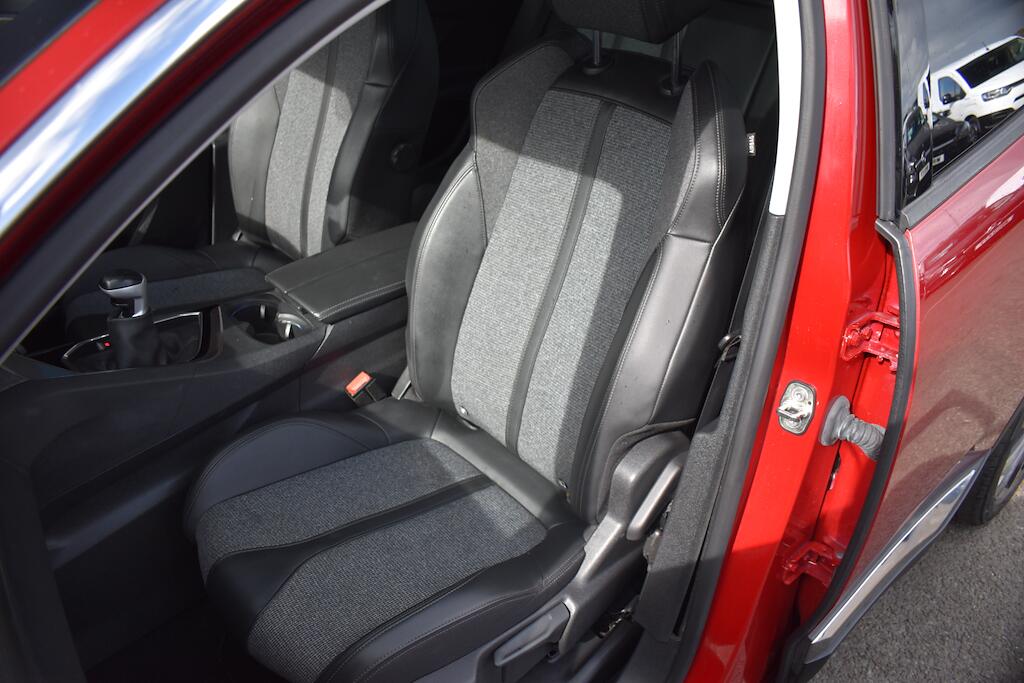 Peugeot 3008 view 37