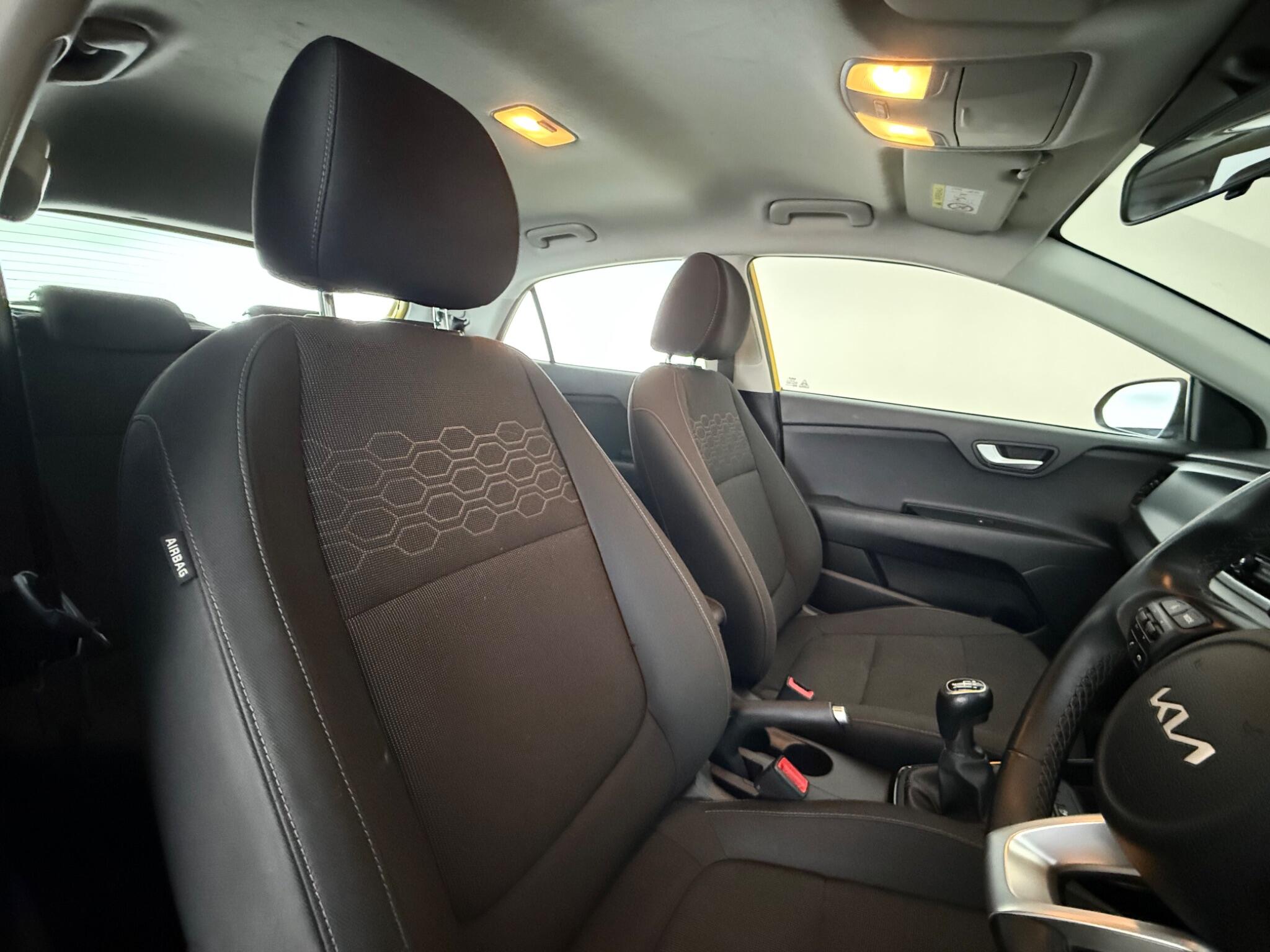 Kia Rio view 15