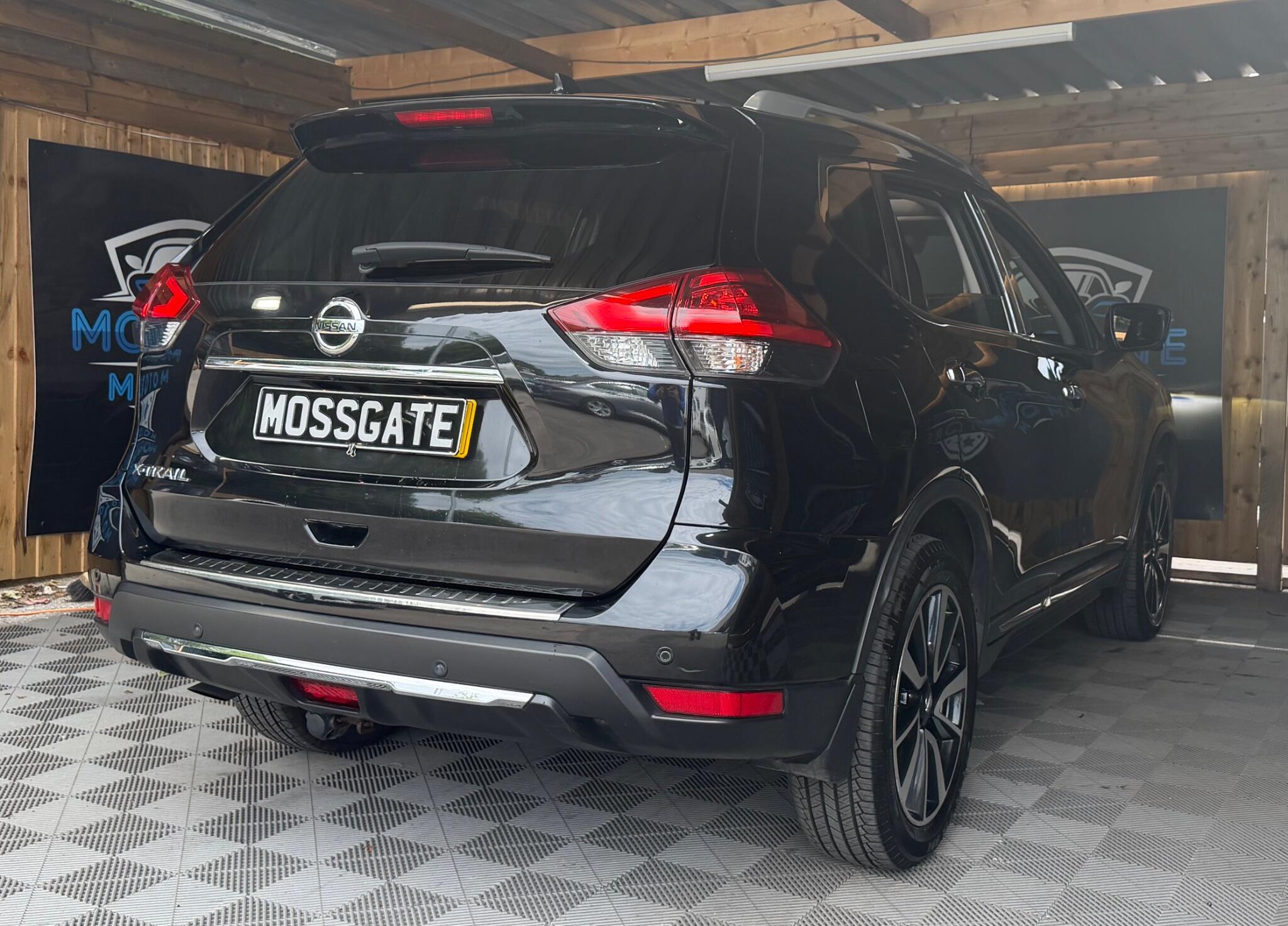 Nissan X-Trail view 12
