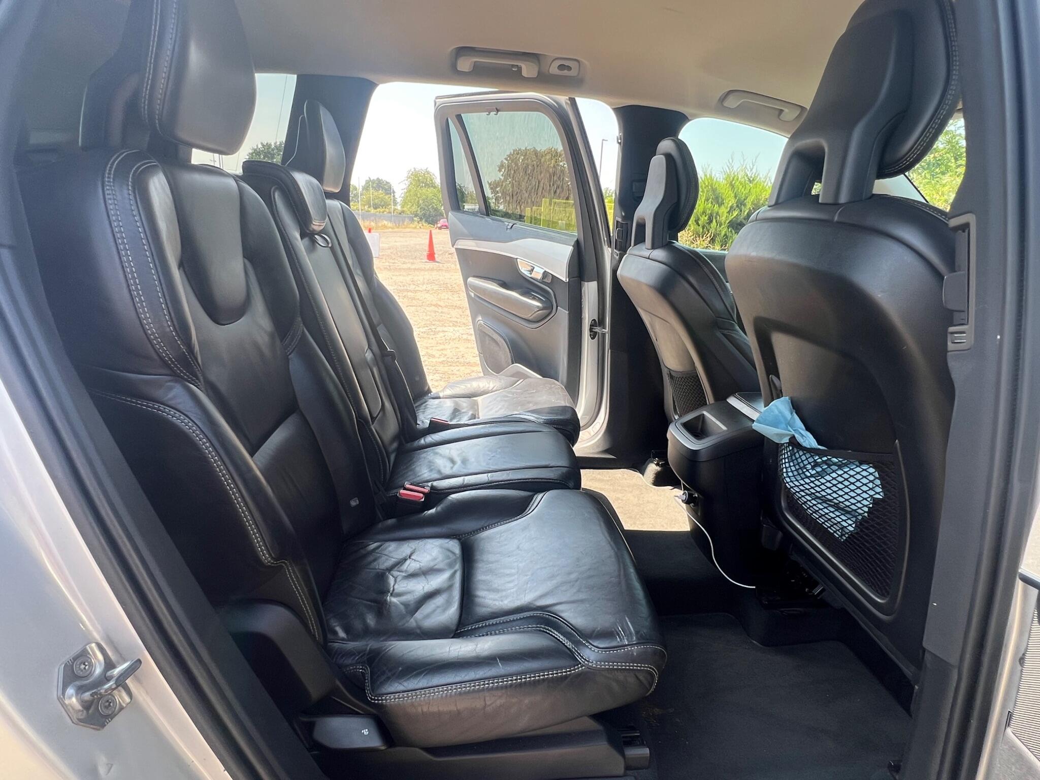 Volvo XC90 view 21
