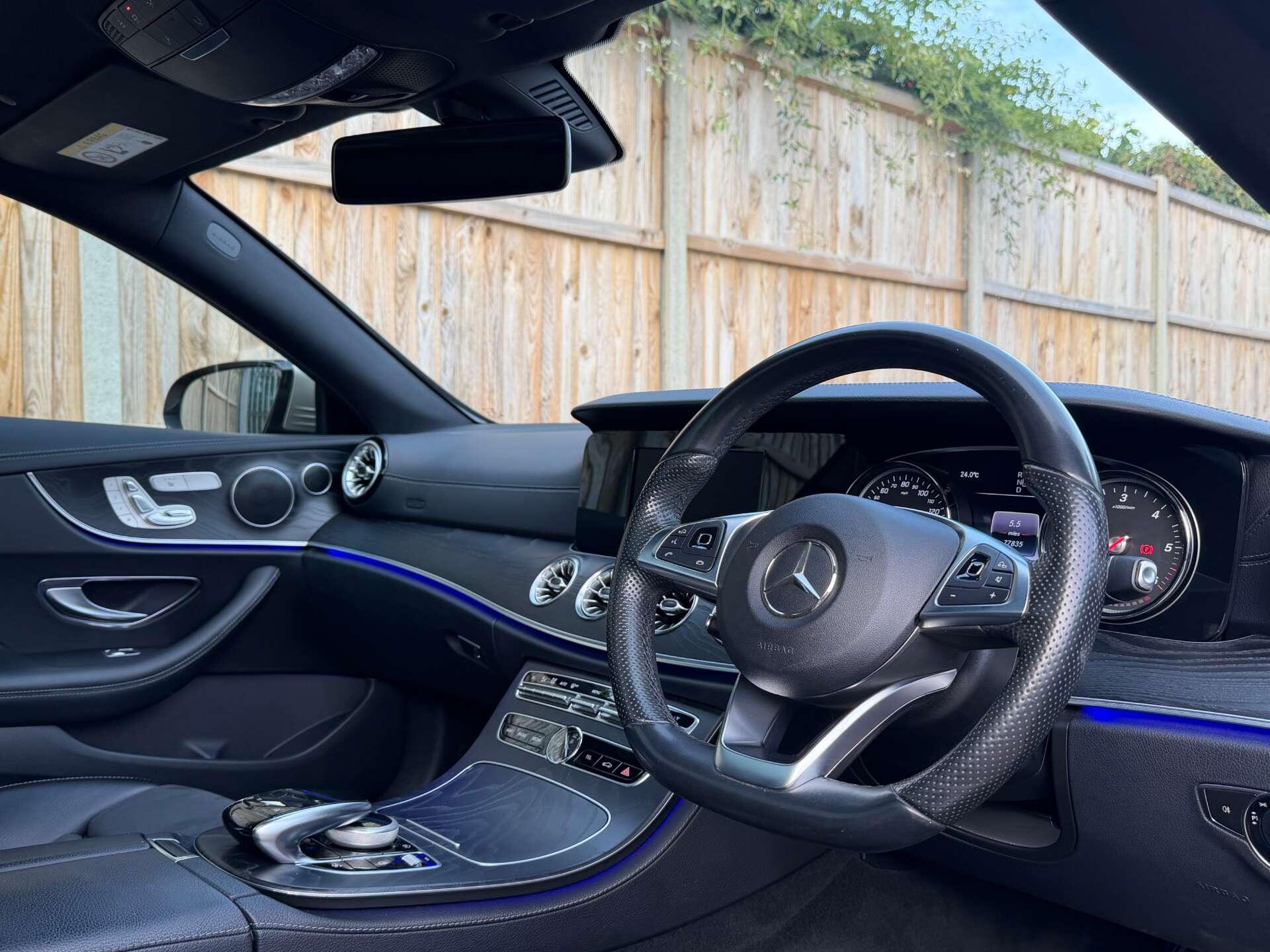 Mercedes-Benz E-Class view 21