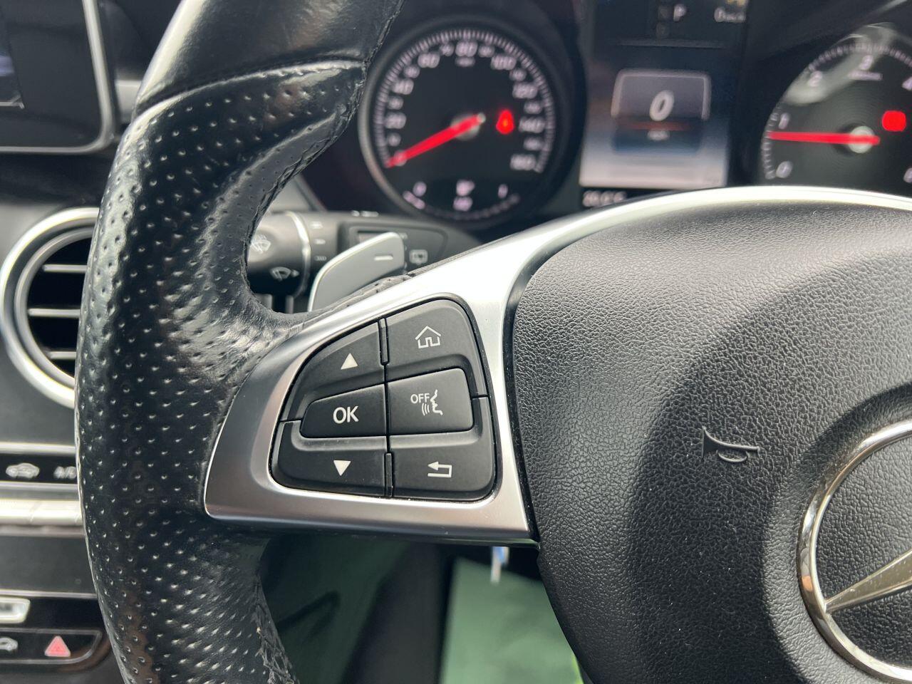 Mercedes-Benz GLC view 53