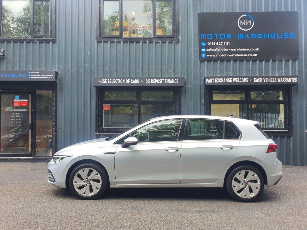 Volkswagen Golf view 4
