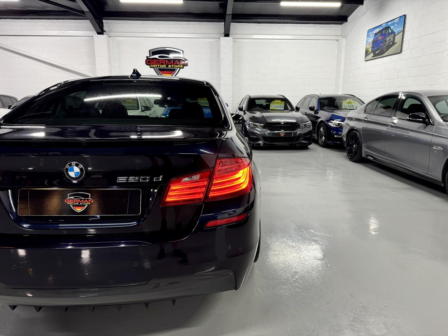 BMW 5 Series view 30