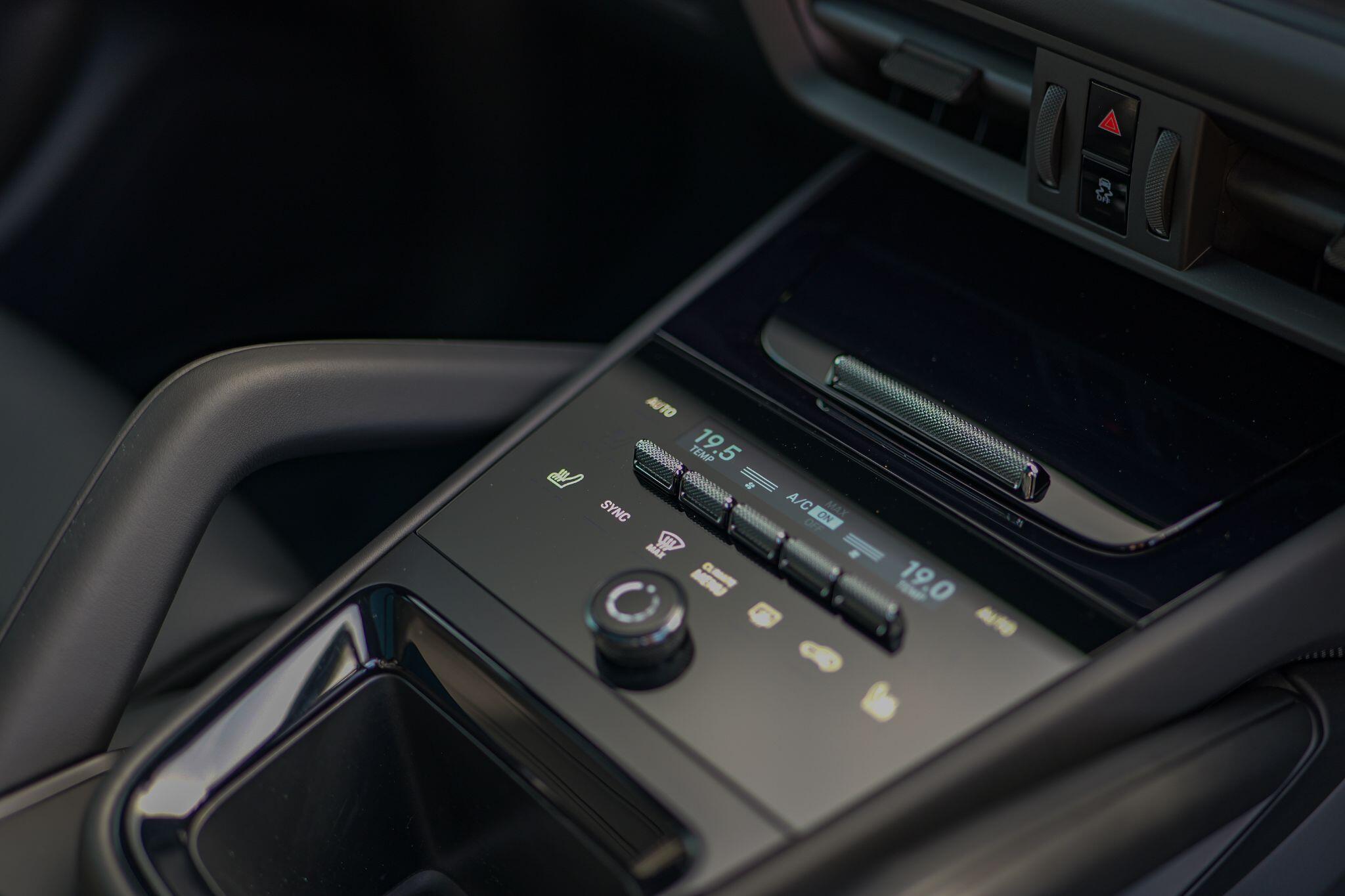 Porsche Cayenne view 20