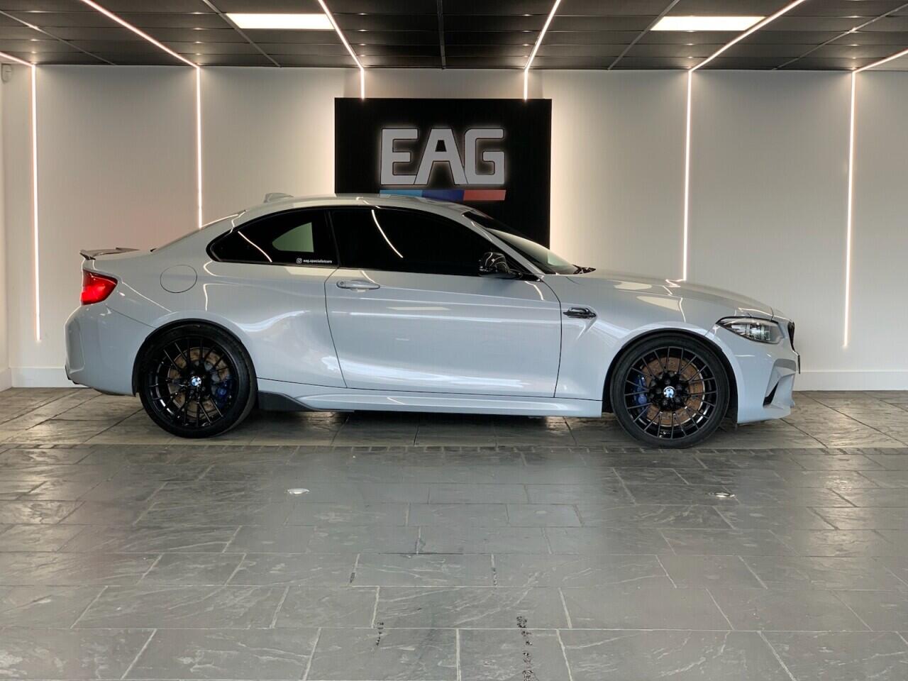 BMW M2 view 2