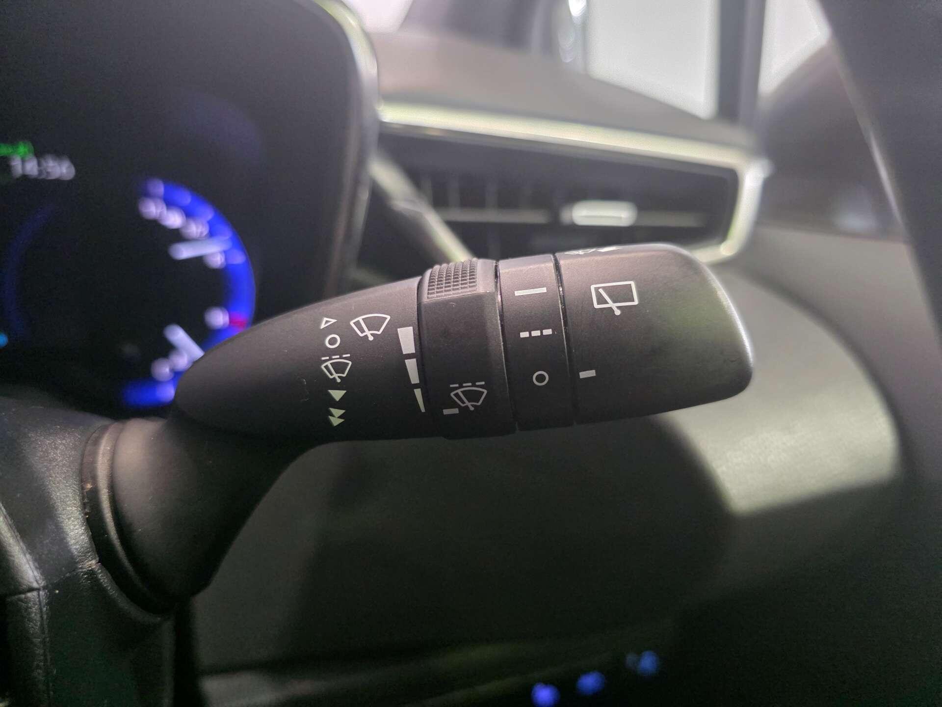 Toyota Corolla view 20