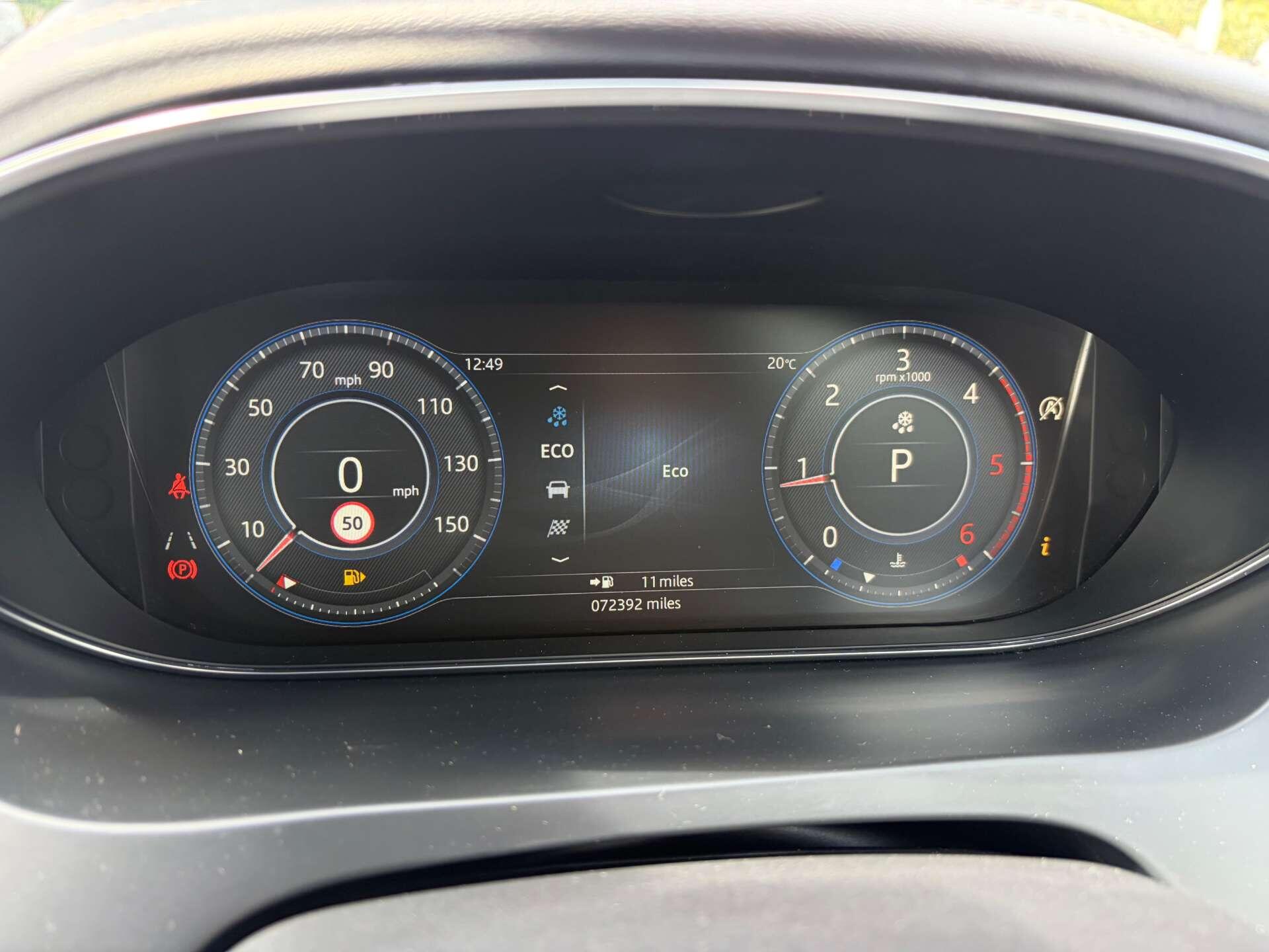Jaguar E-Pace view 50