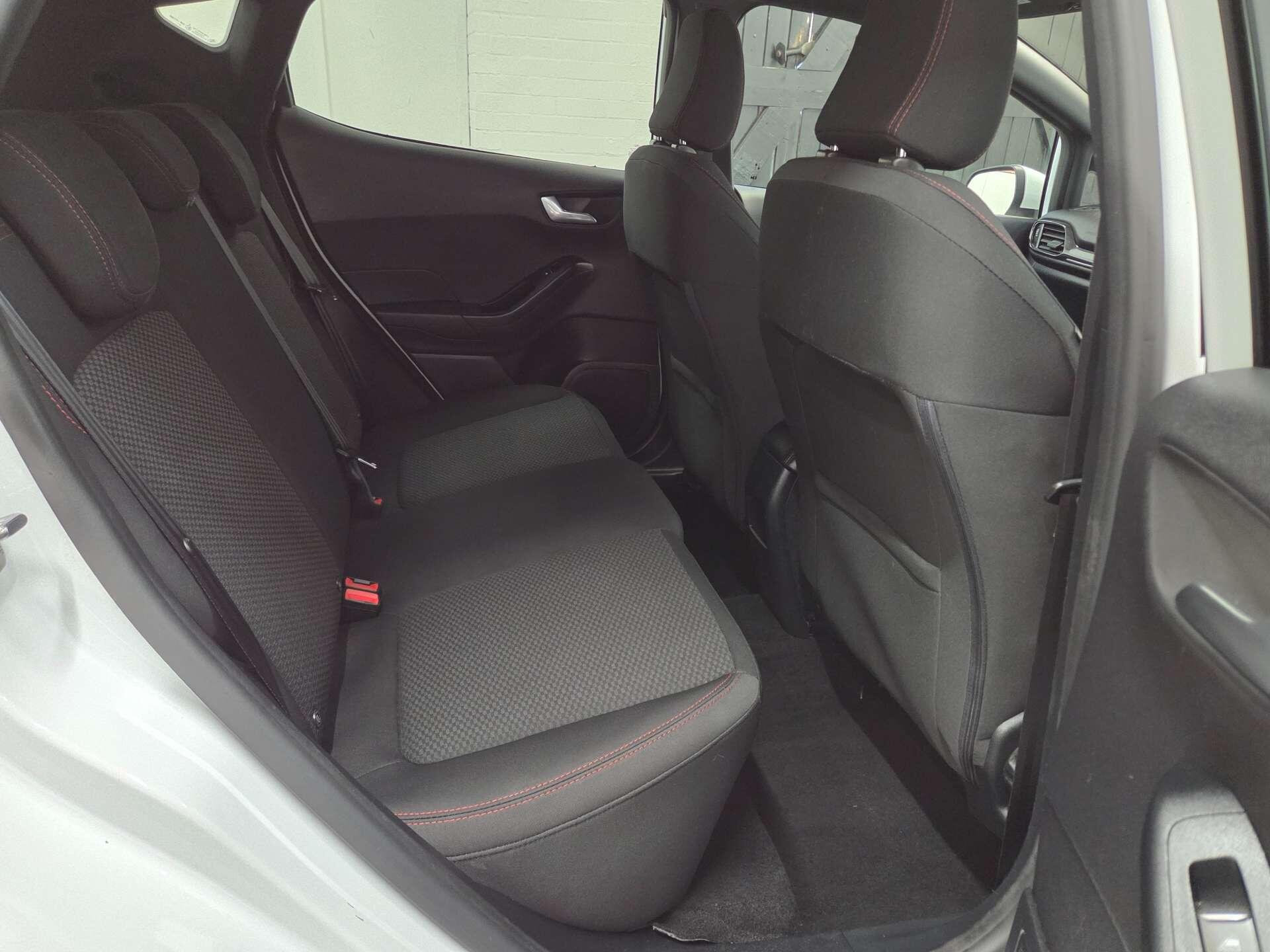 Ford Fiesta view 19
