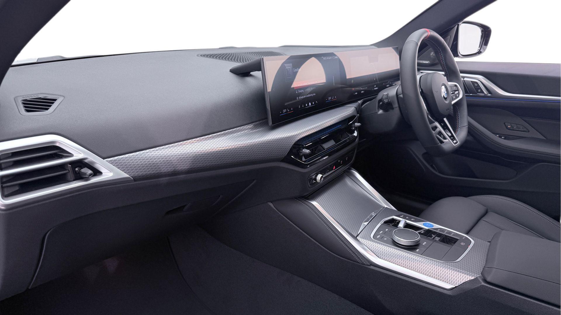 BMW I4 view 7