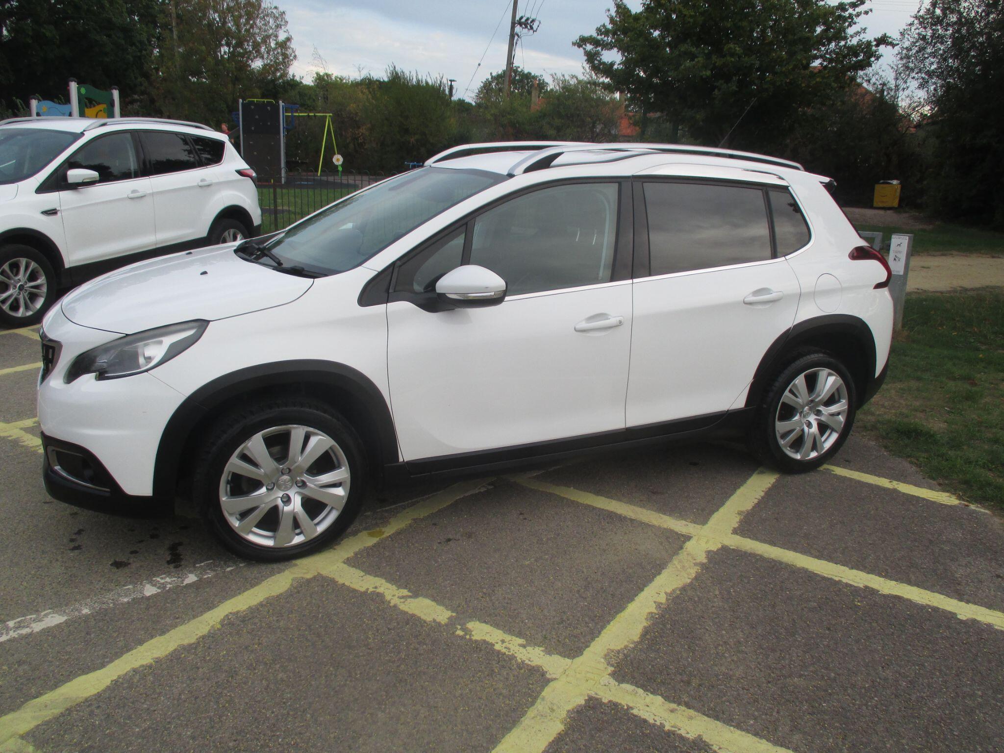 Peugeot 2008 view 24