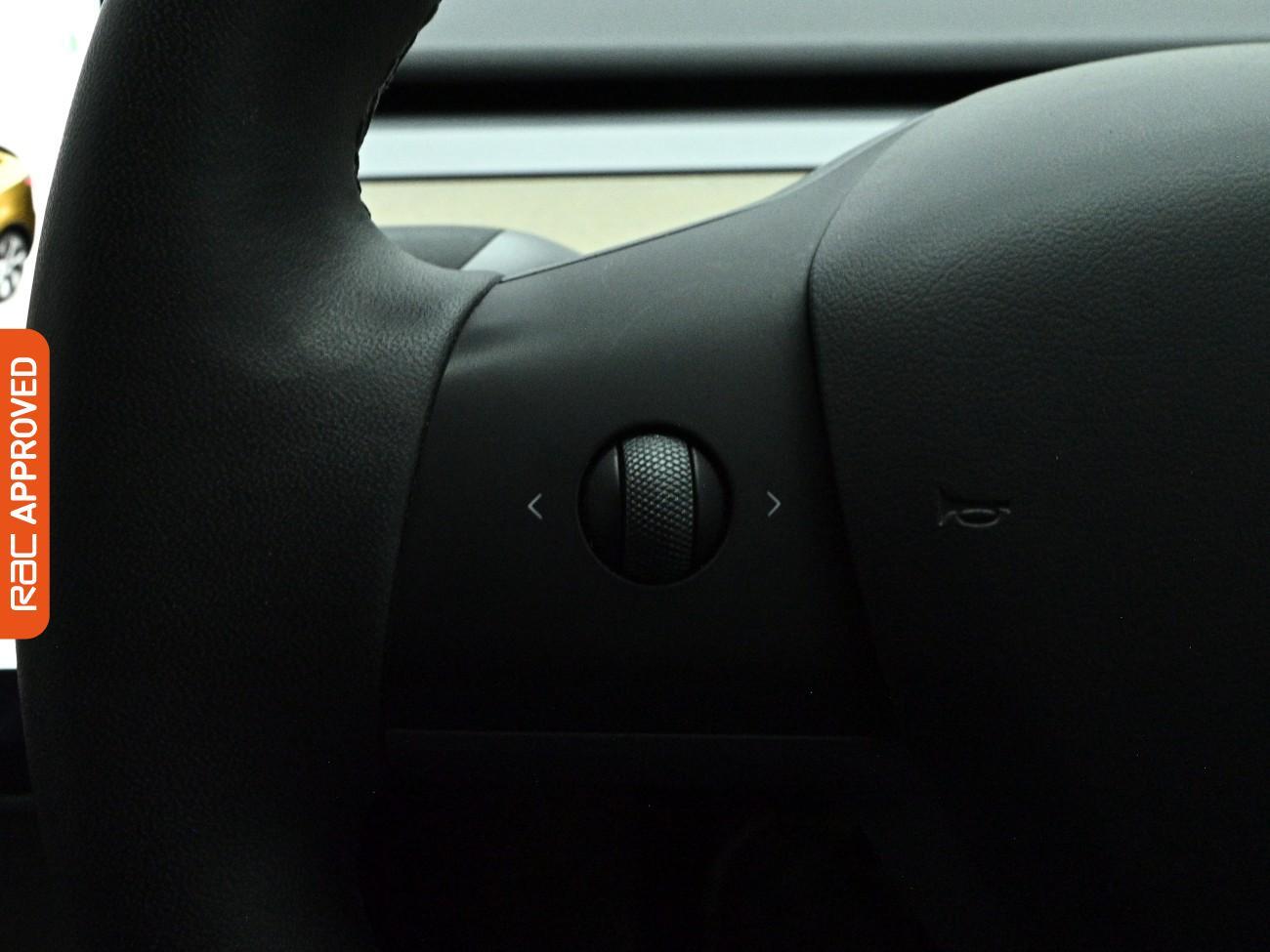 Tesla Model Y view 22