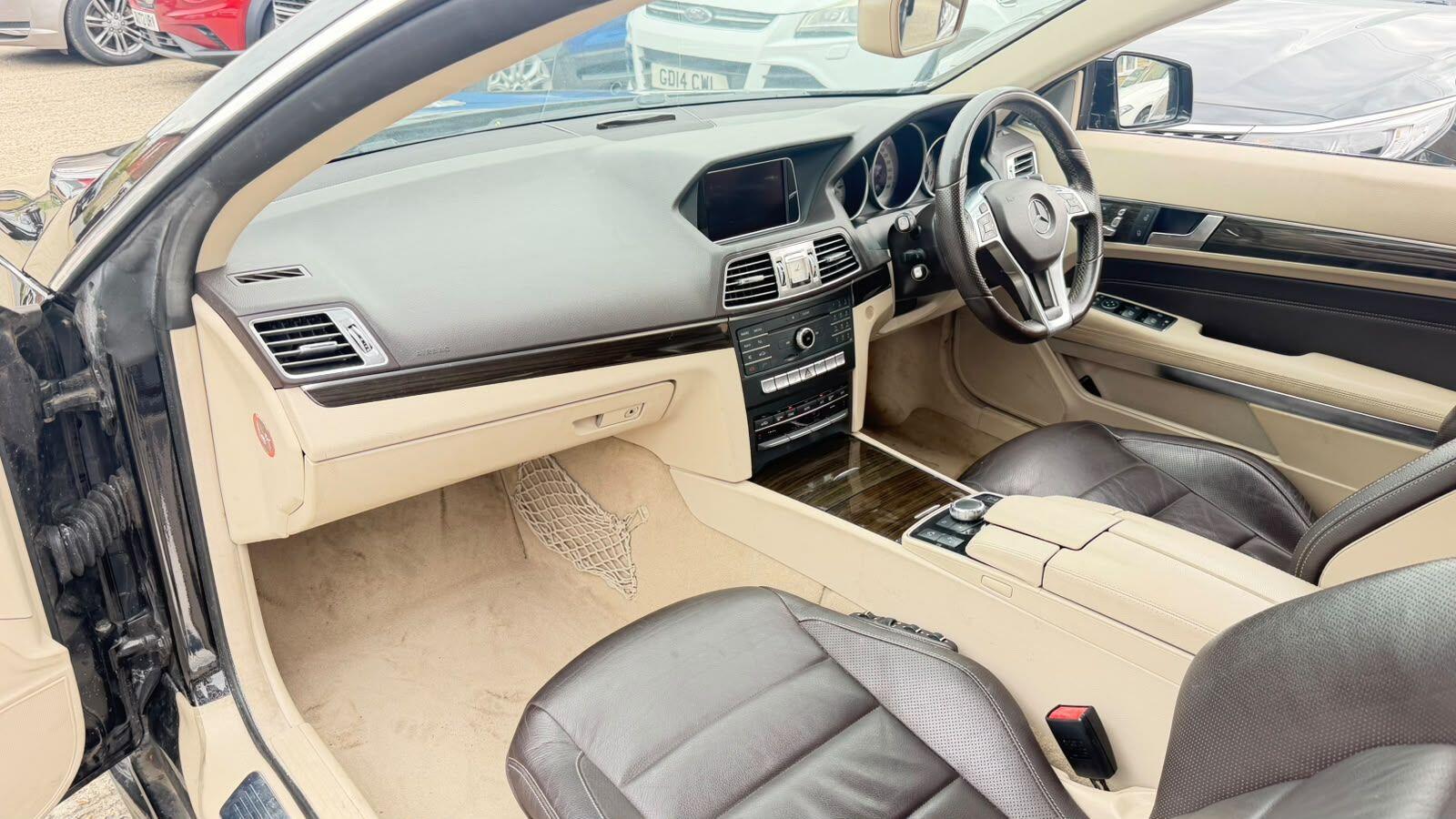 Mercedes-Benz E-Class view 13